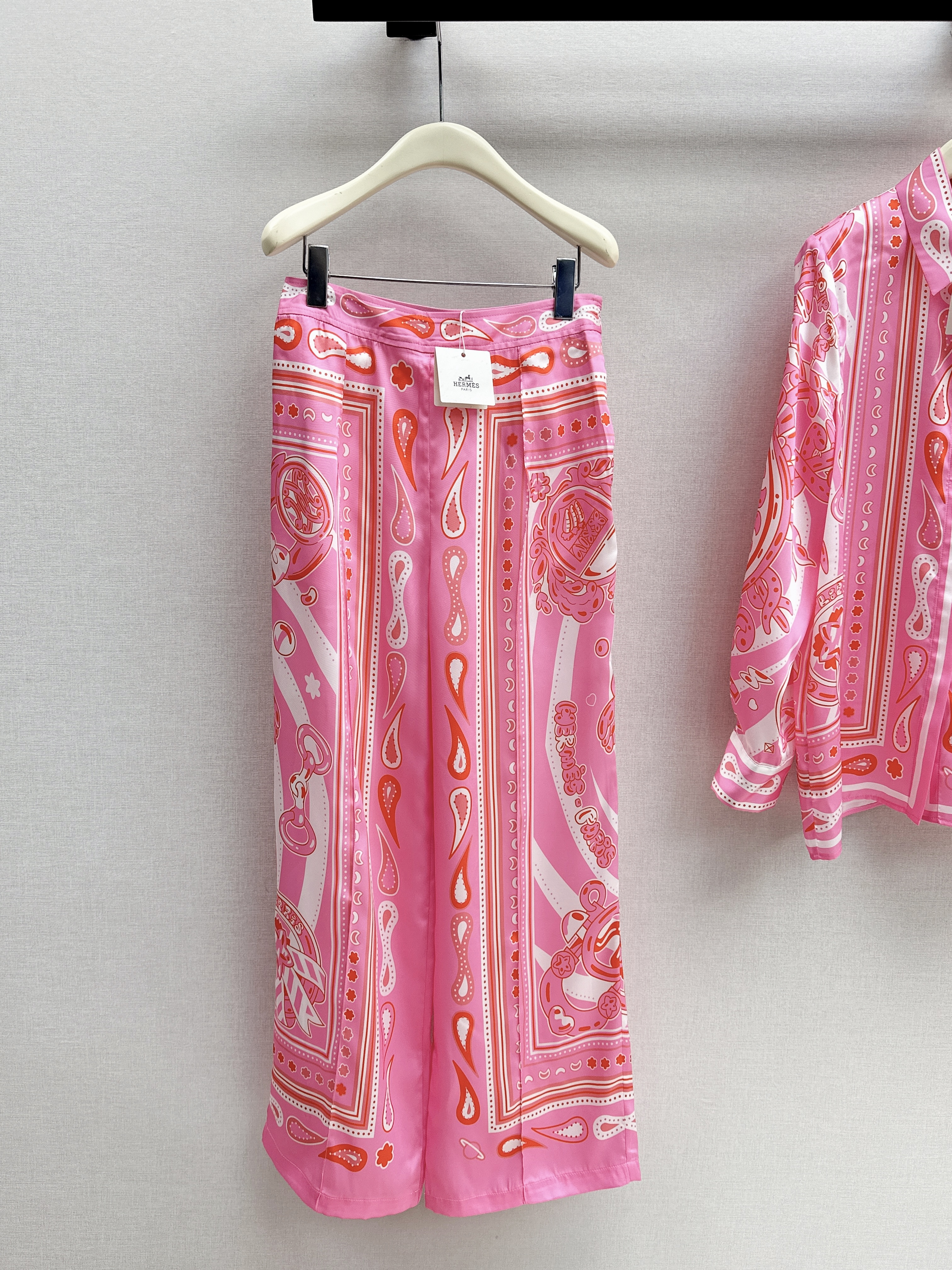Herm New print silk pants