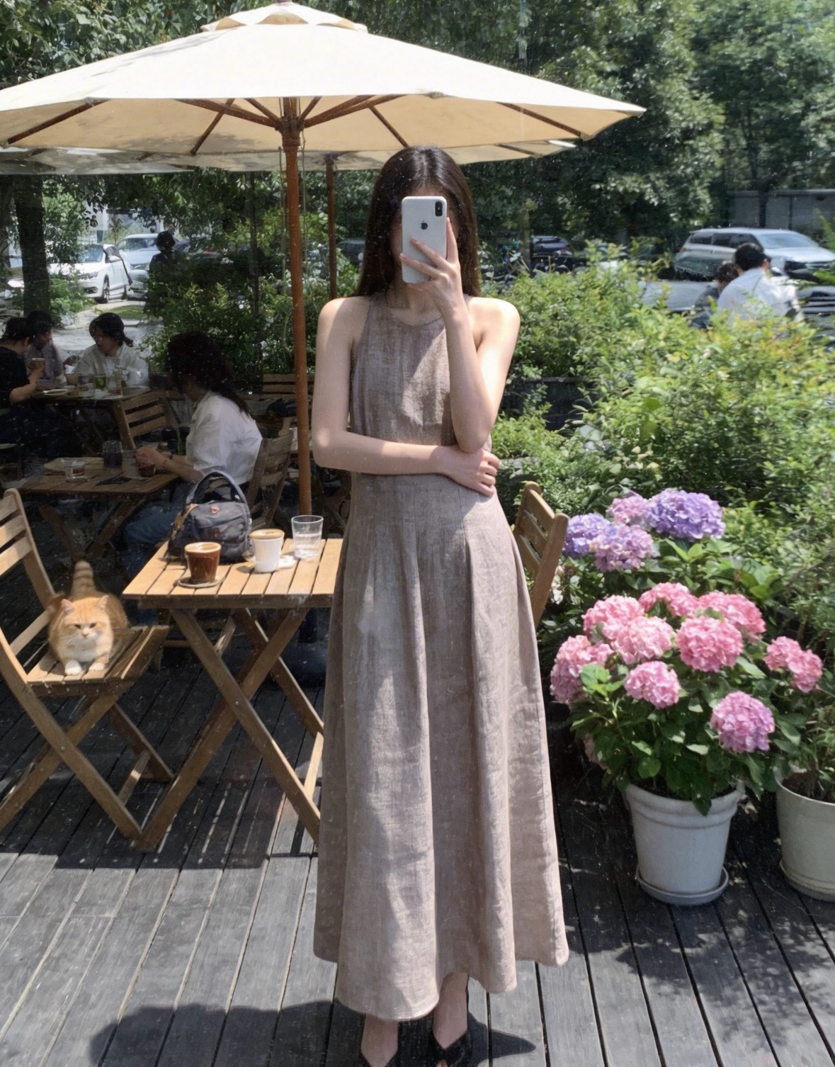 Brun New Sleeveless dress