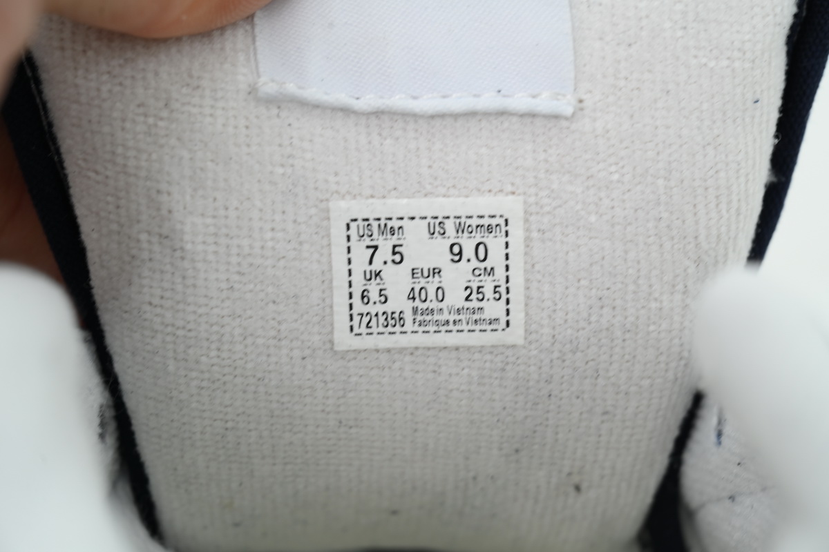 Vans Knu-Skool 'Navy White' VN0009QC6BP