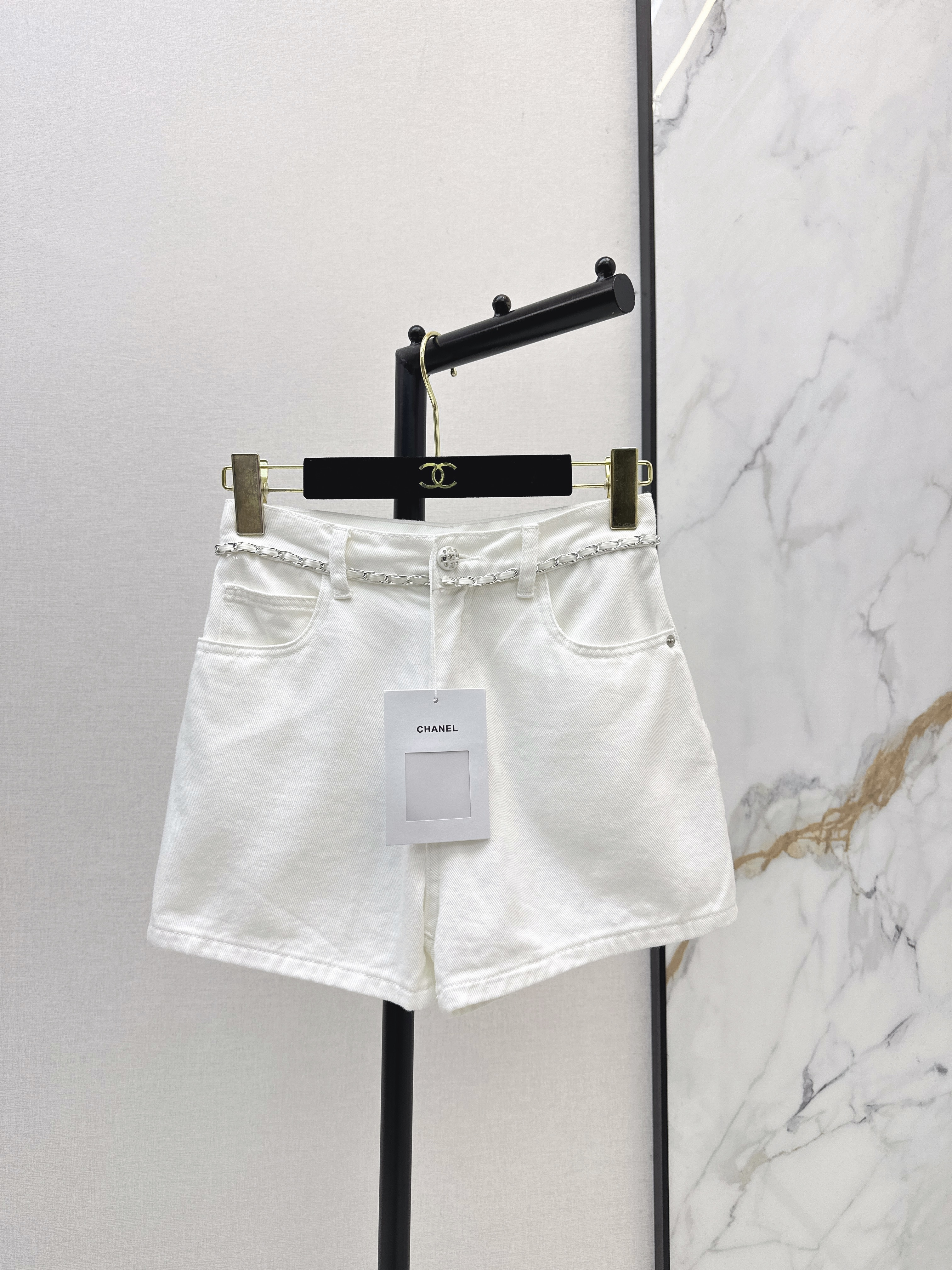 Chan New denim short
