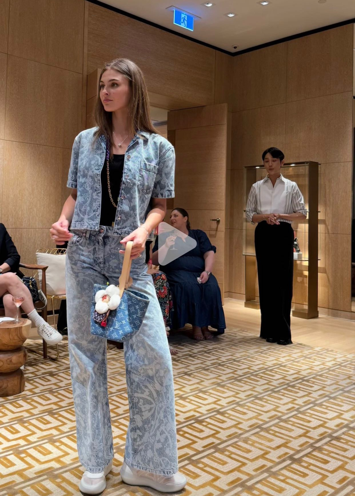 Louis New denim short sleeve jacket