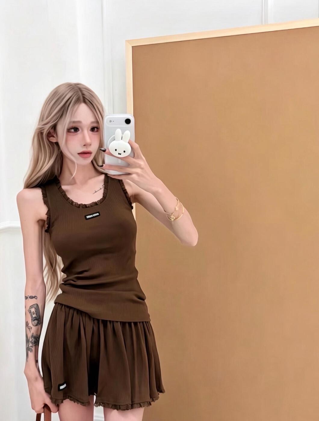 Miu New Vest