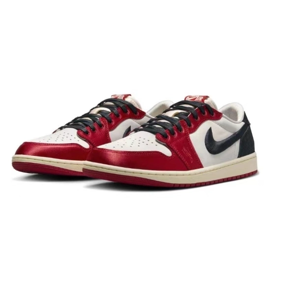 Jordan 1 Retro Low OGTrophy Room Away