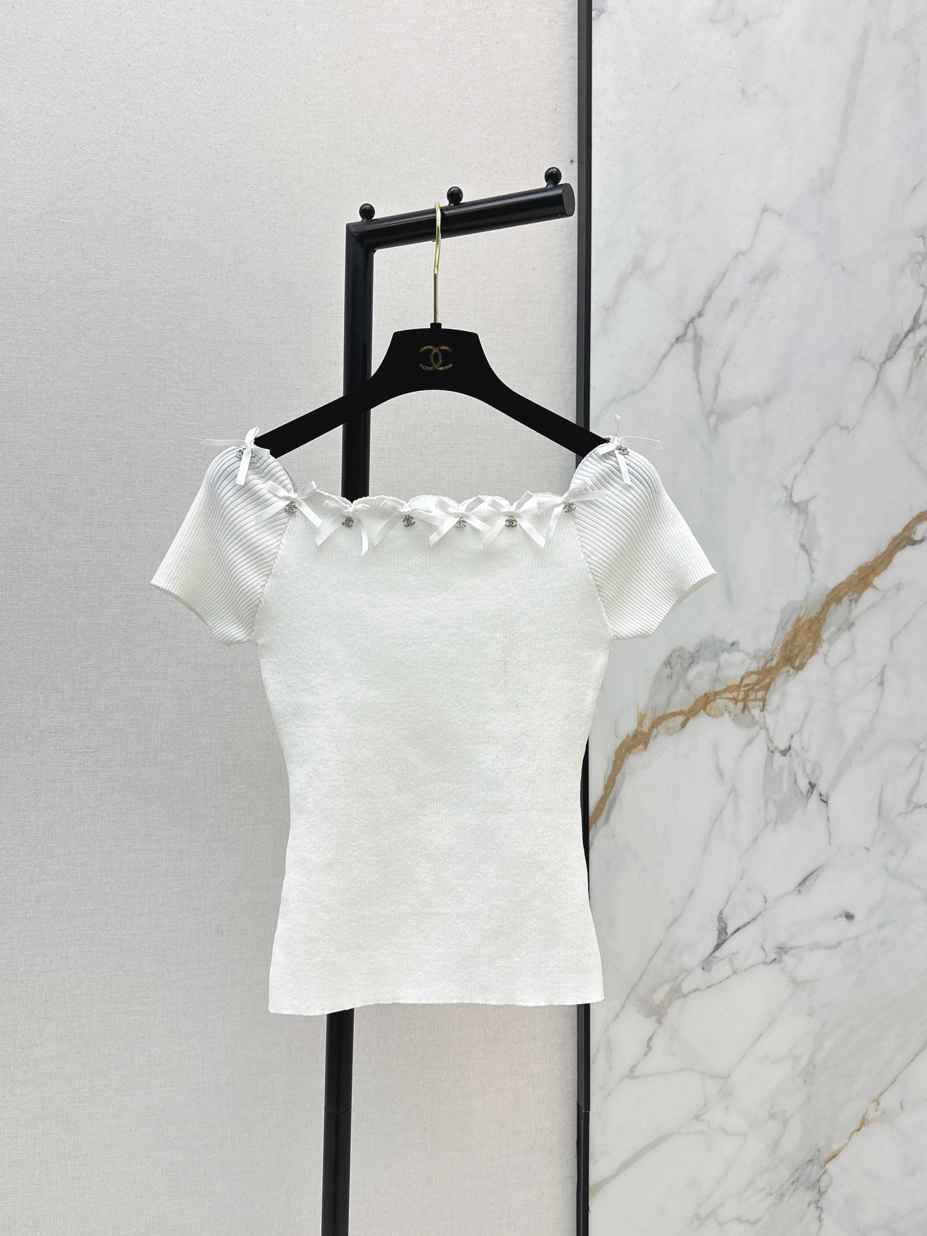 Chan NEW off shoulder top