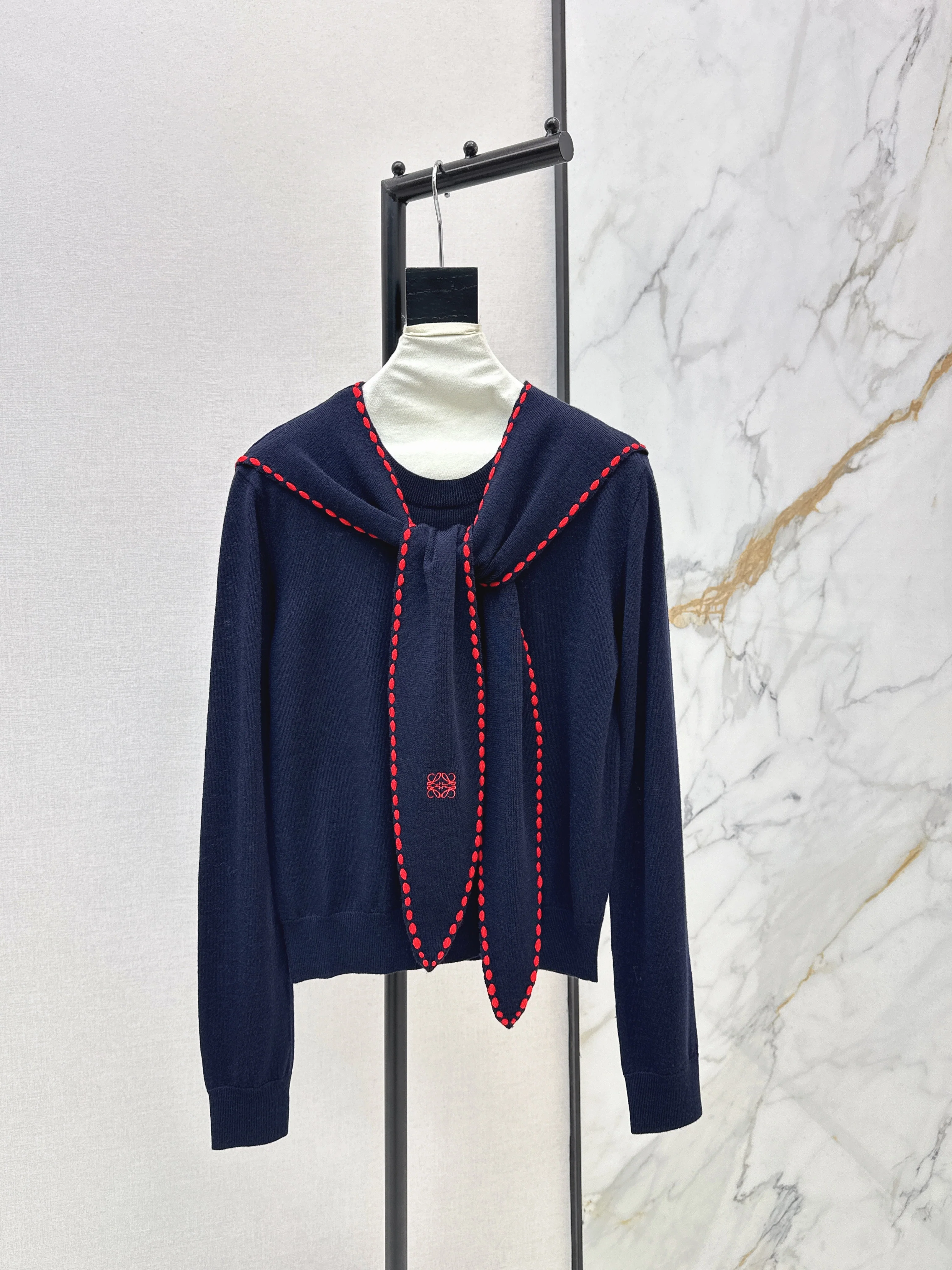 Loe NEW wool sweater