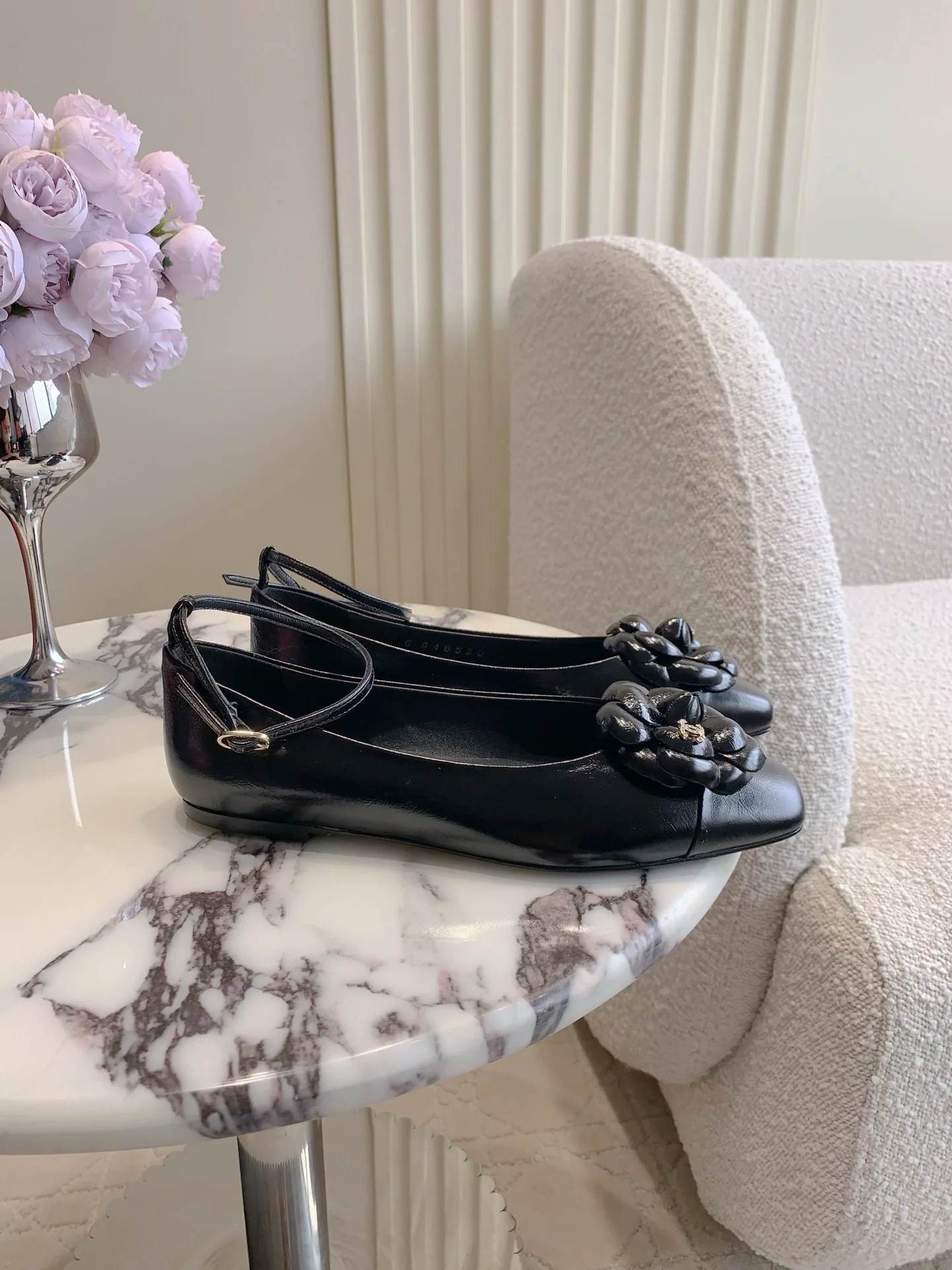 Chan New Square-toe flat shoes