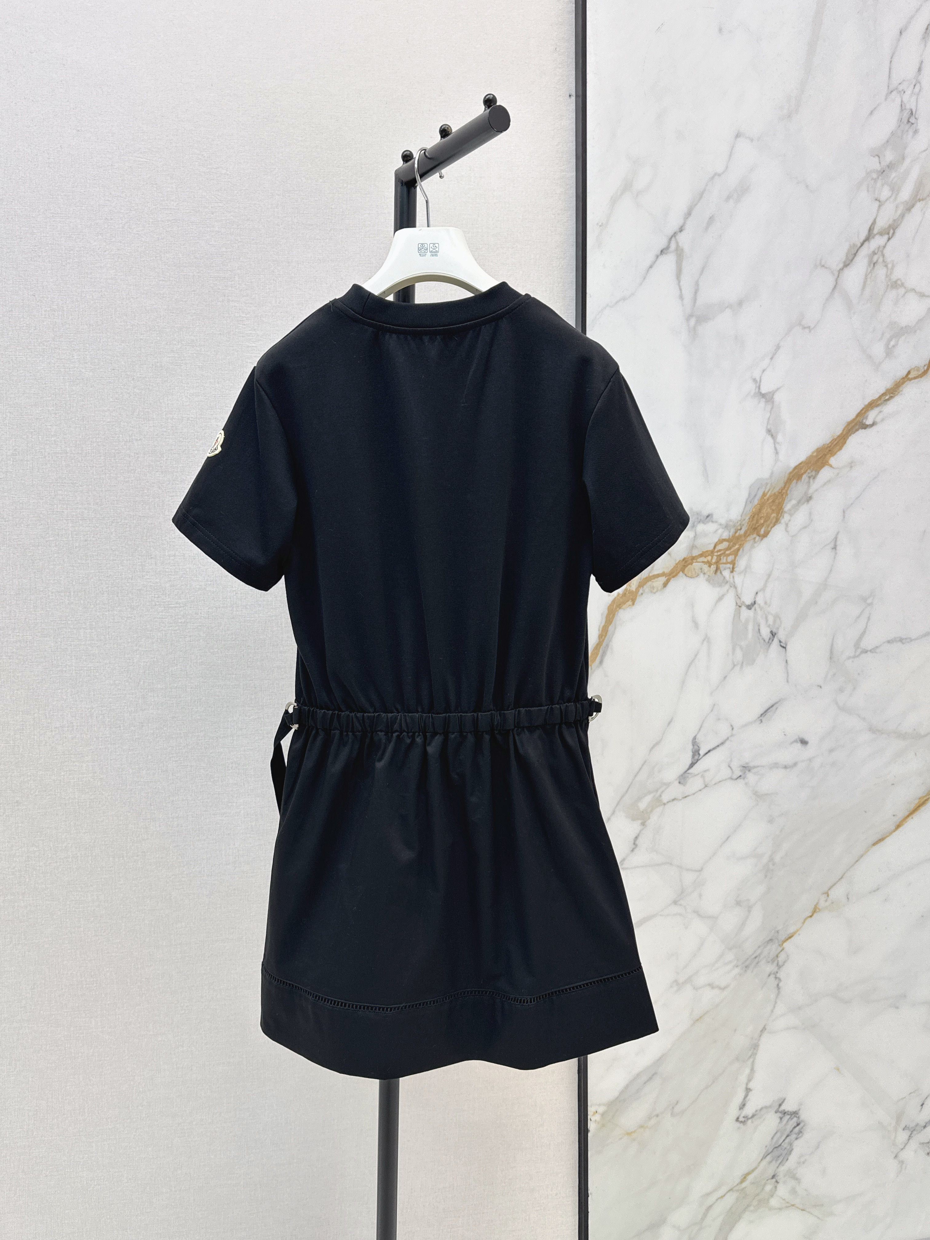 Monc New contract dress