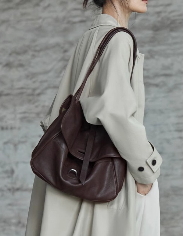 The Vintage Washed Leather Shoulder Bag