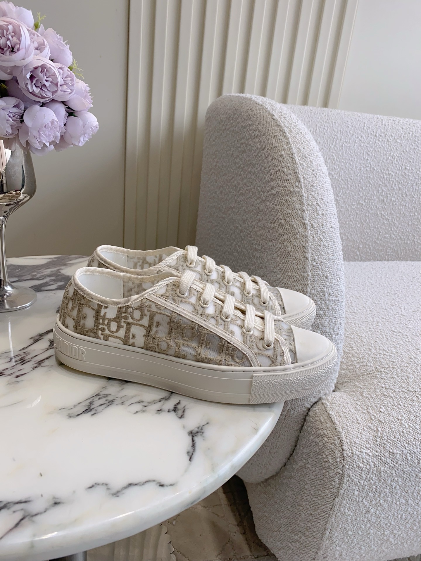 Chan New Mesh embroidered canvas shoes