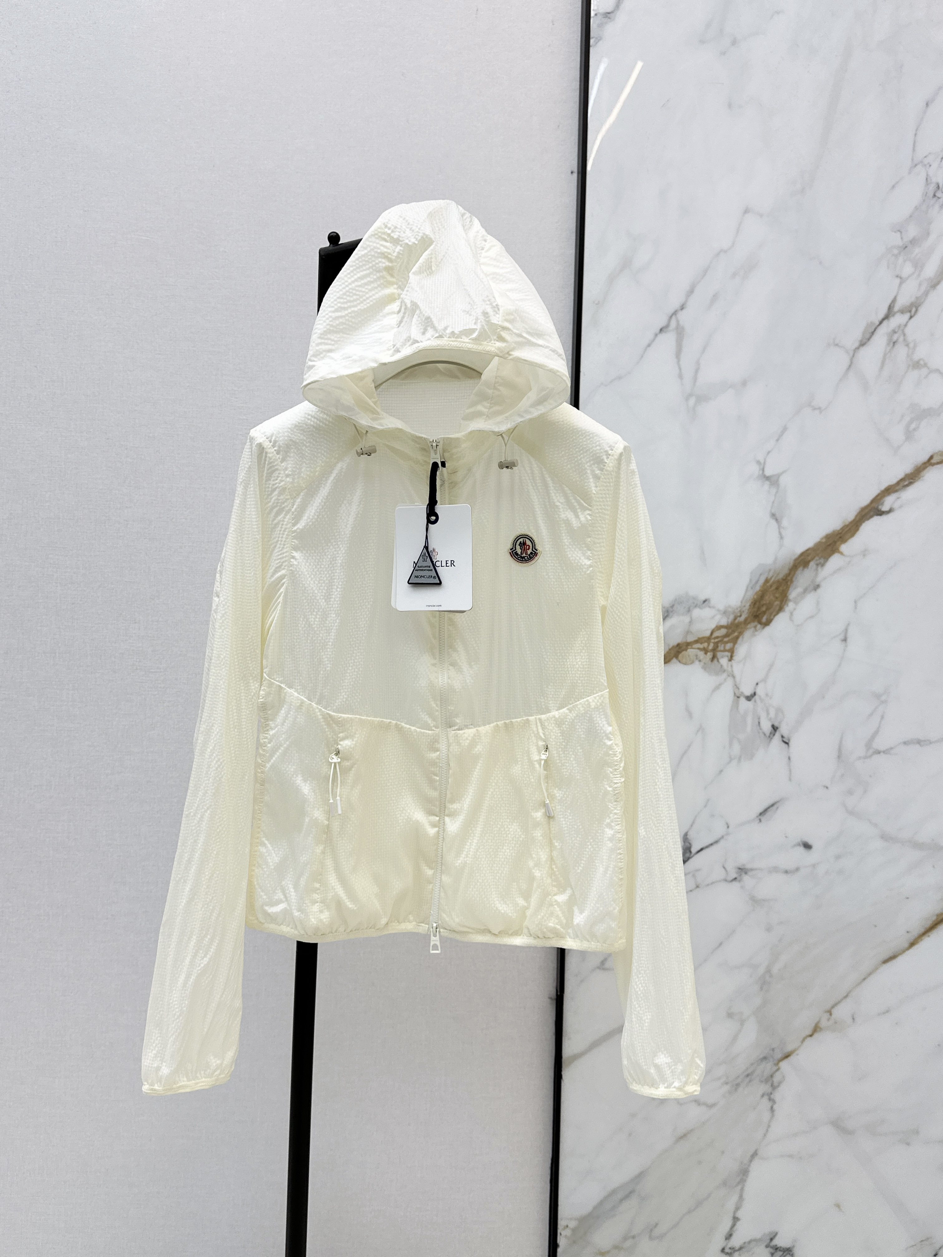 Monc New hooded trench coat