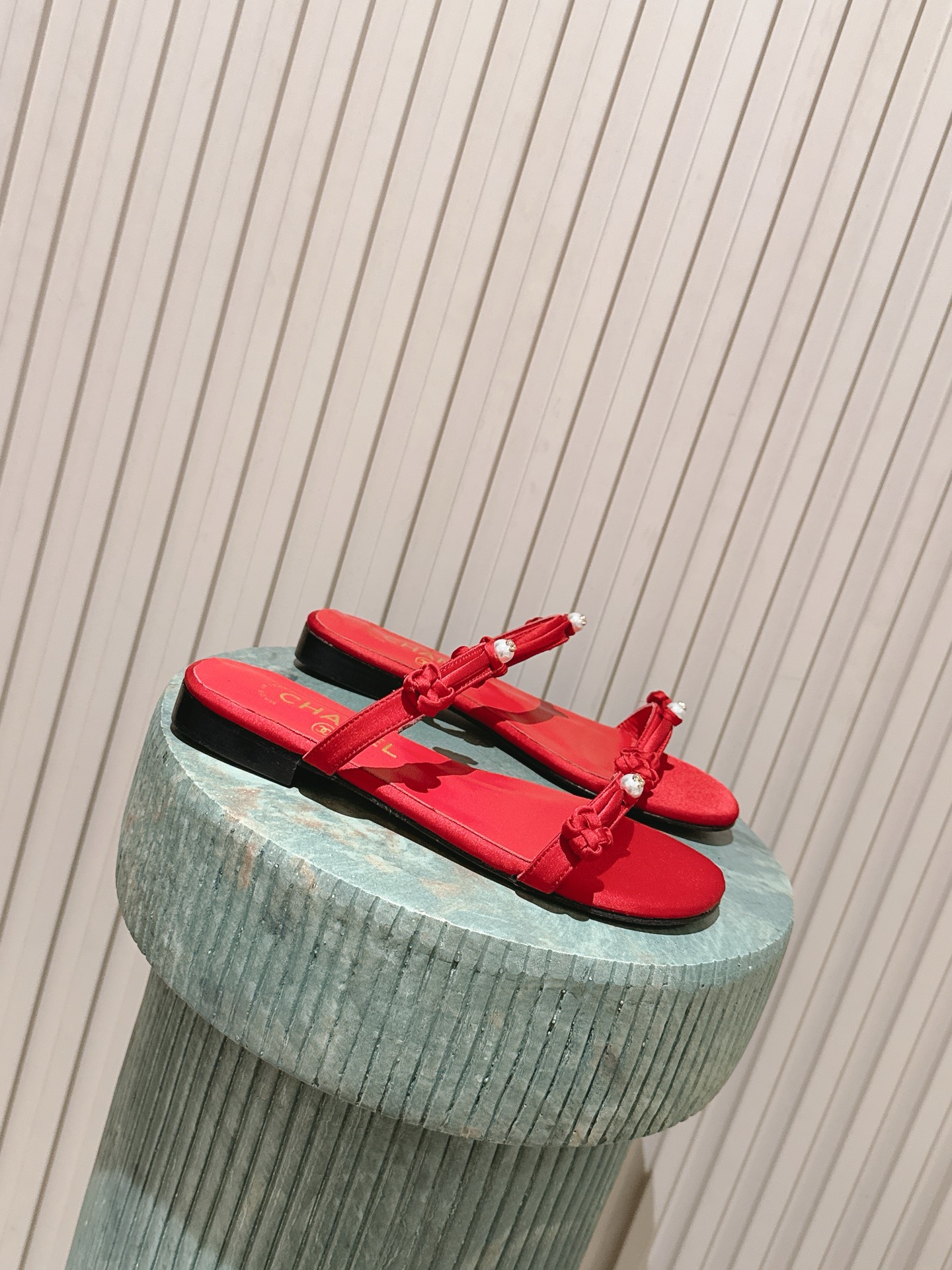 Chan NEW Flat slide sandals