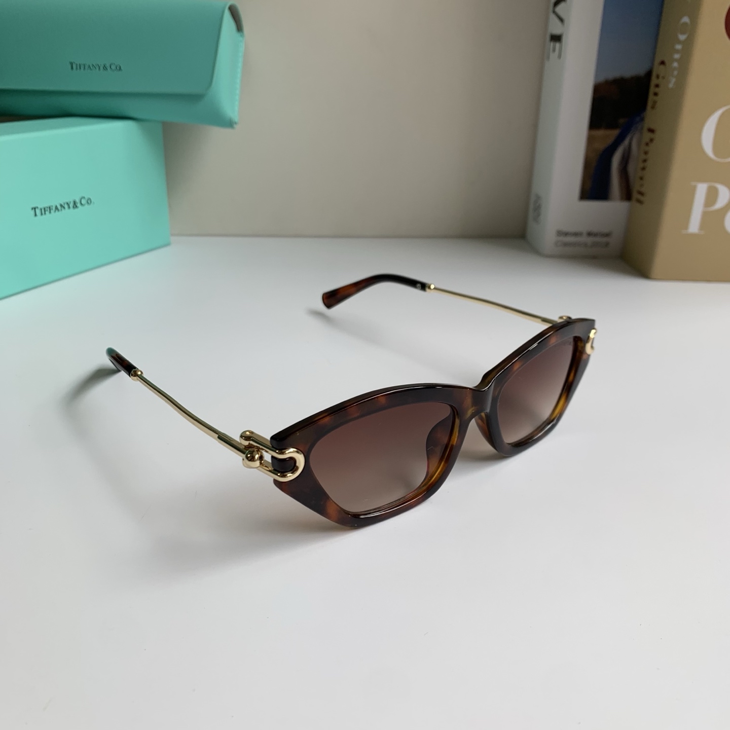 TIFFANY New Sunglasses