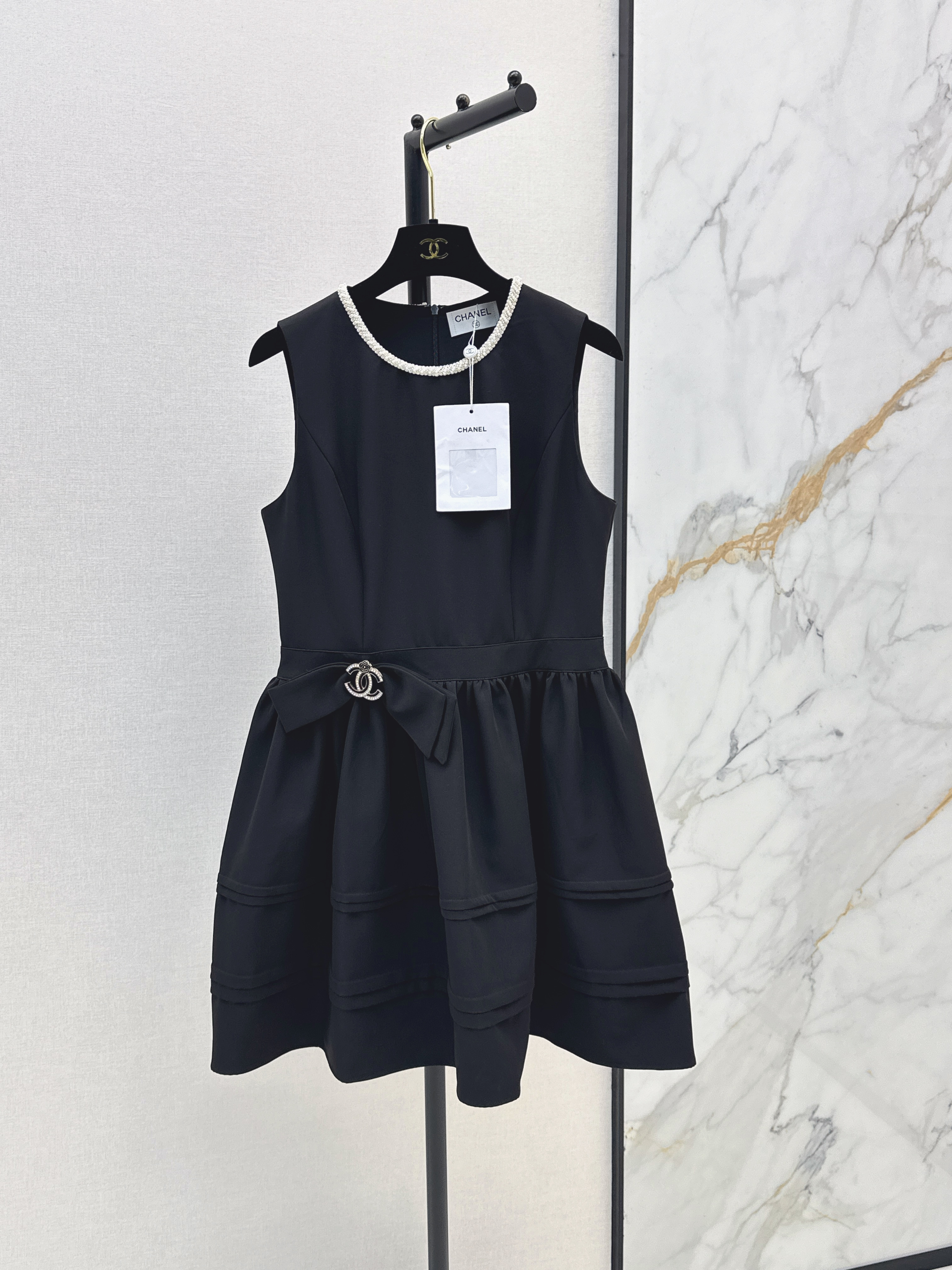 Chan New Beaded Pearl Collar Sleeveless Dress