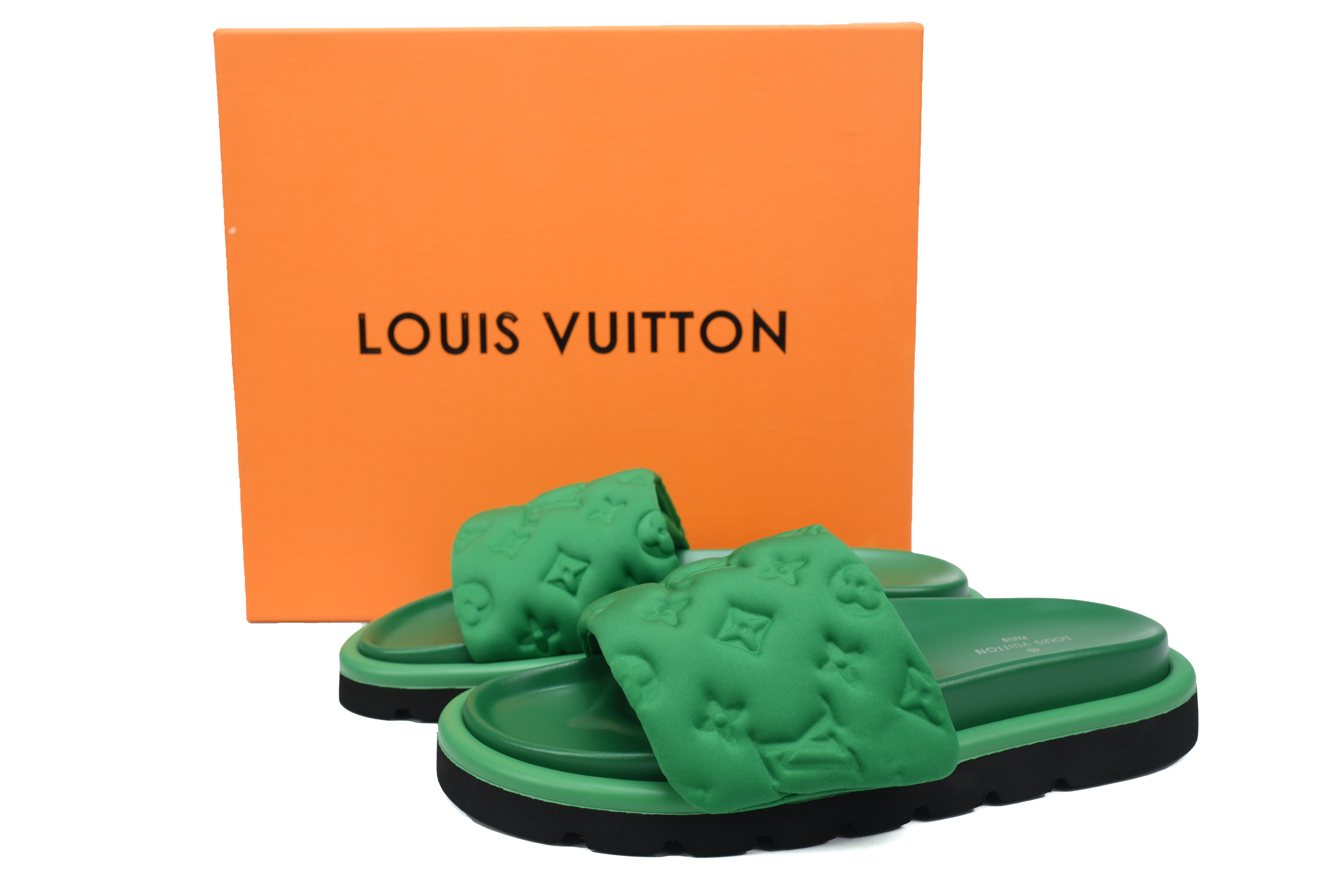 Pkkicks God Batch LOUIS VUITTON Pool Pillow Comfort Black green cloth