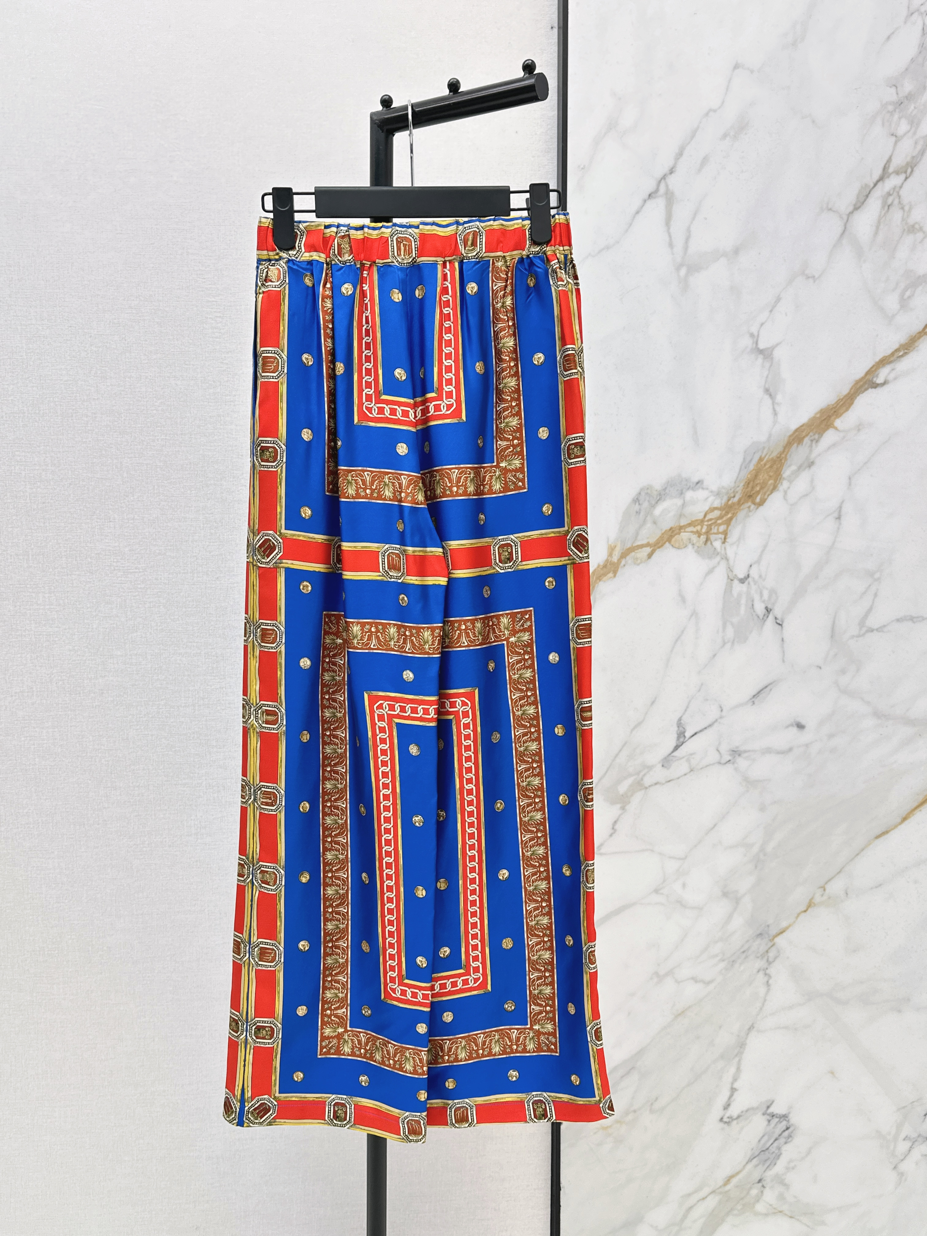 Ver New print silk pants