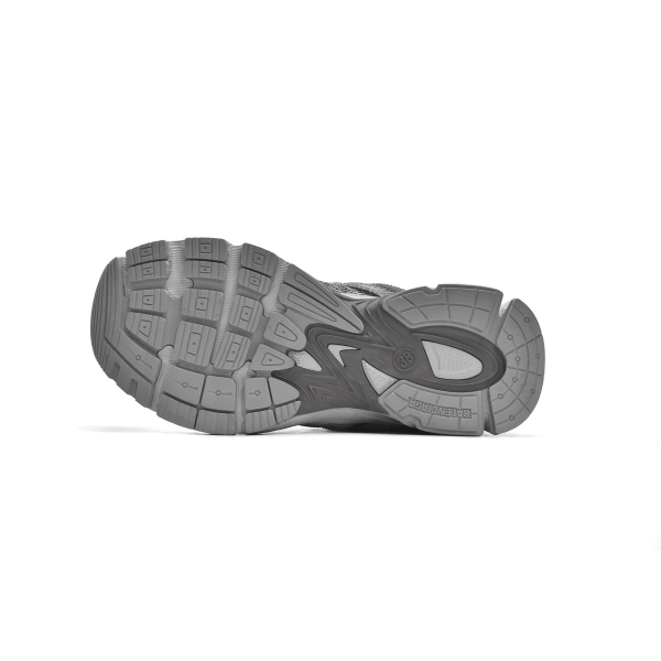 Balenciaga Phantom Sneaker Grey 679339 W2E91 1715