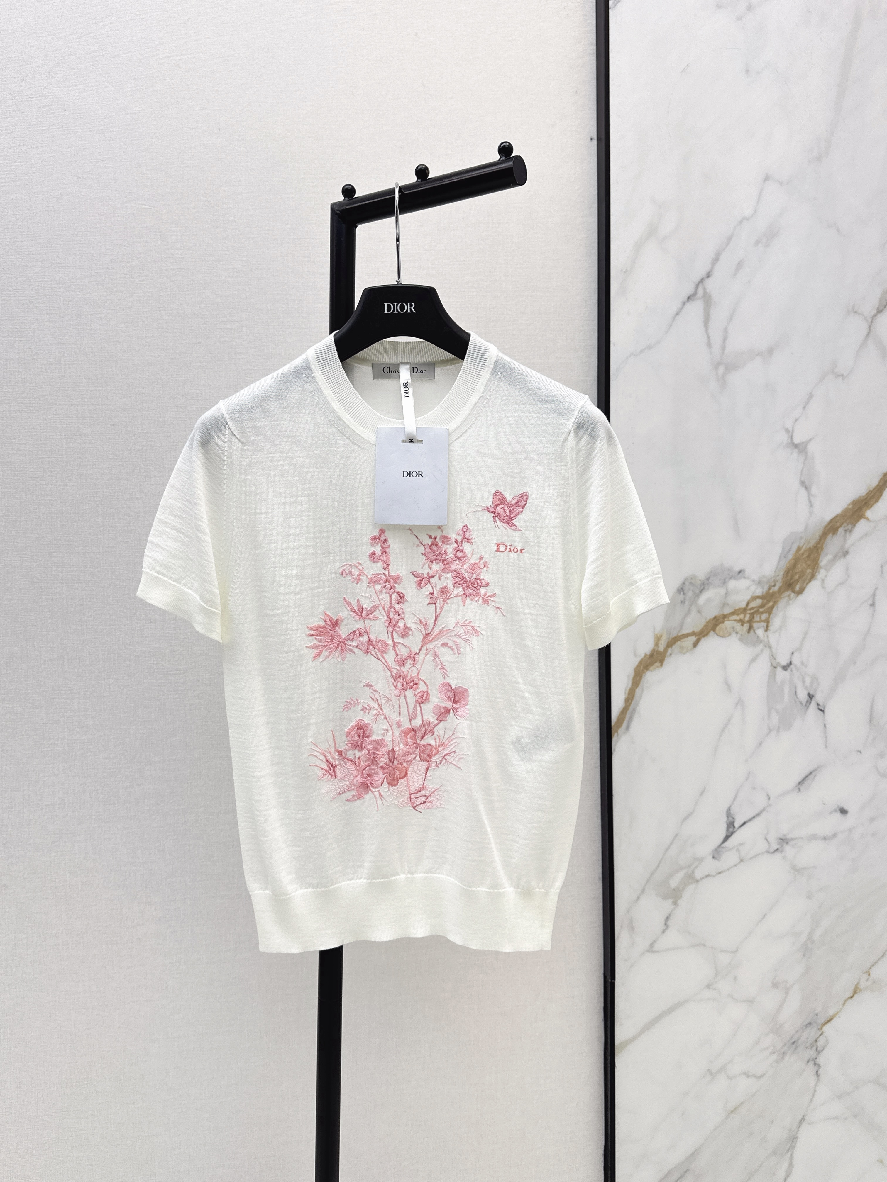 CD New floral embroidered sweater