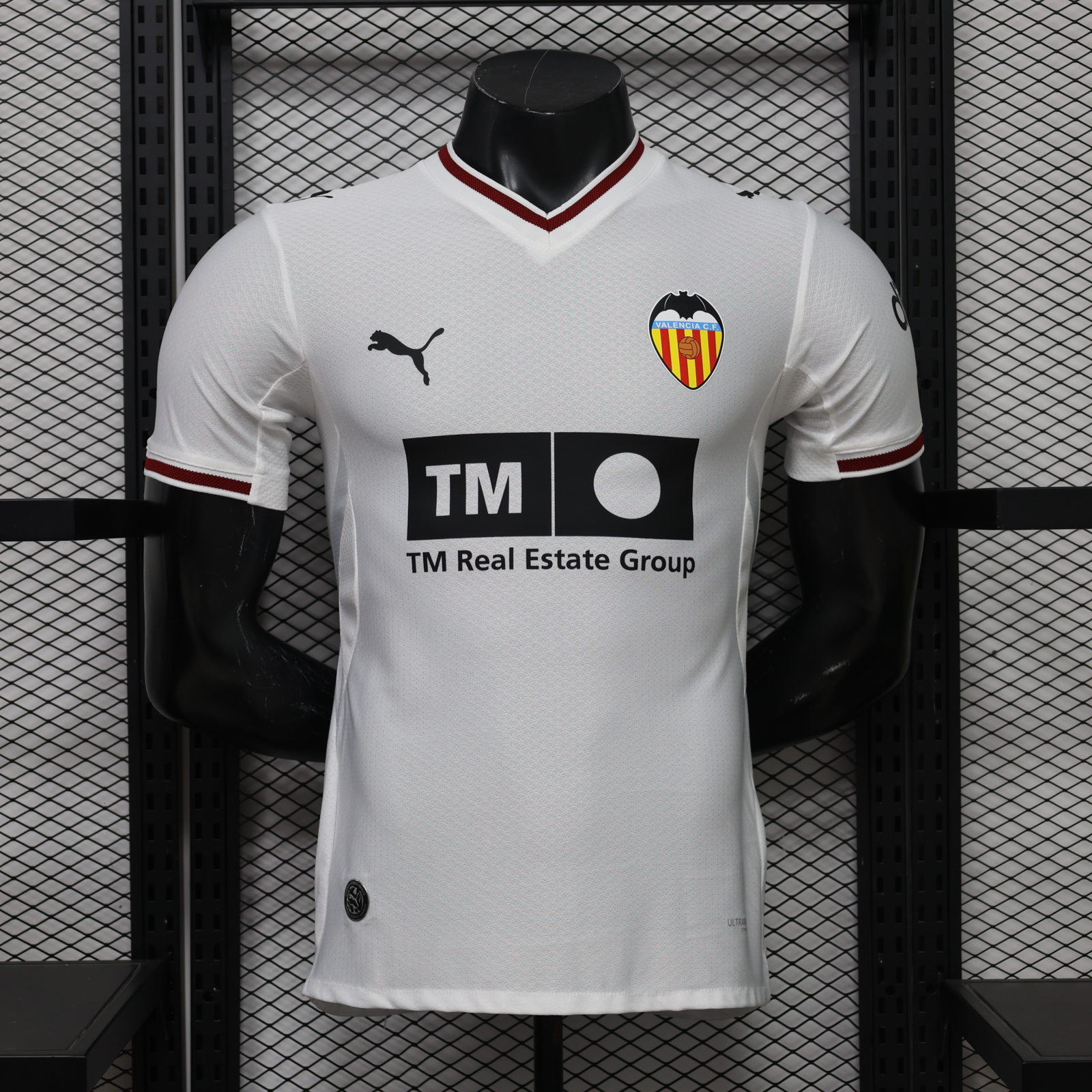 Valencia Home Jersey Player Jersey 26/27