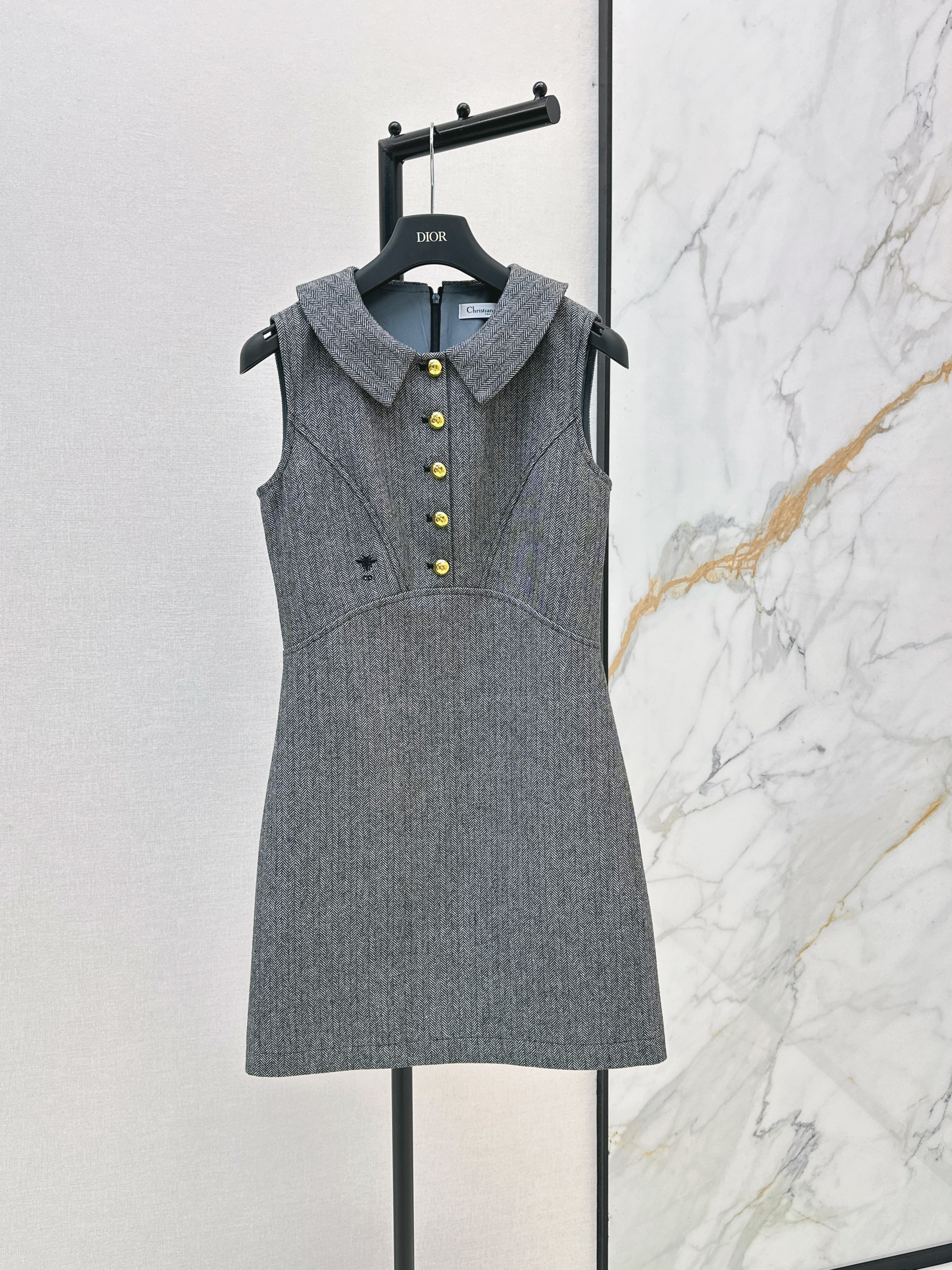 CD New Sleeveless dress