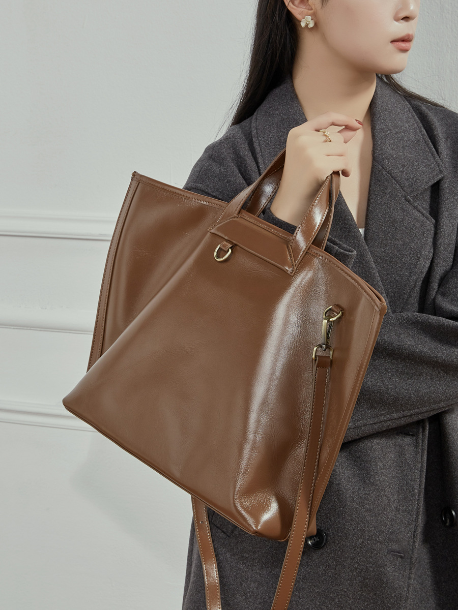 Structured Leather Tote Bag for Women
