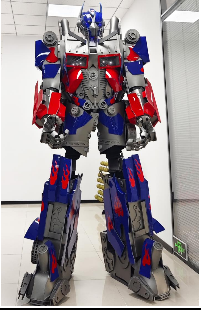 Optimus Prime Wearable Mecha Suit