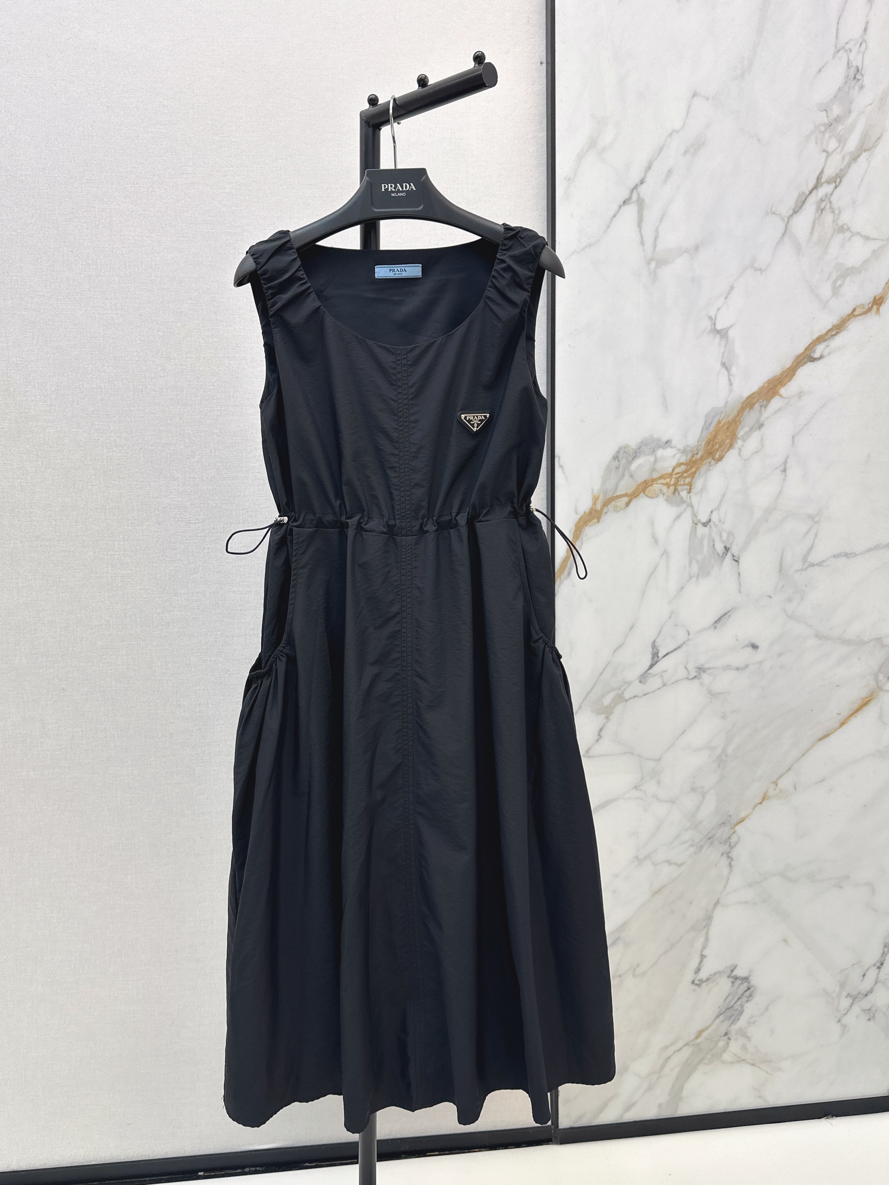 Pra New sleeveless dress