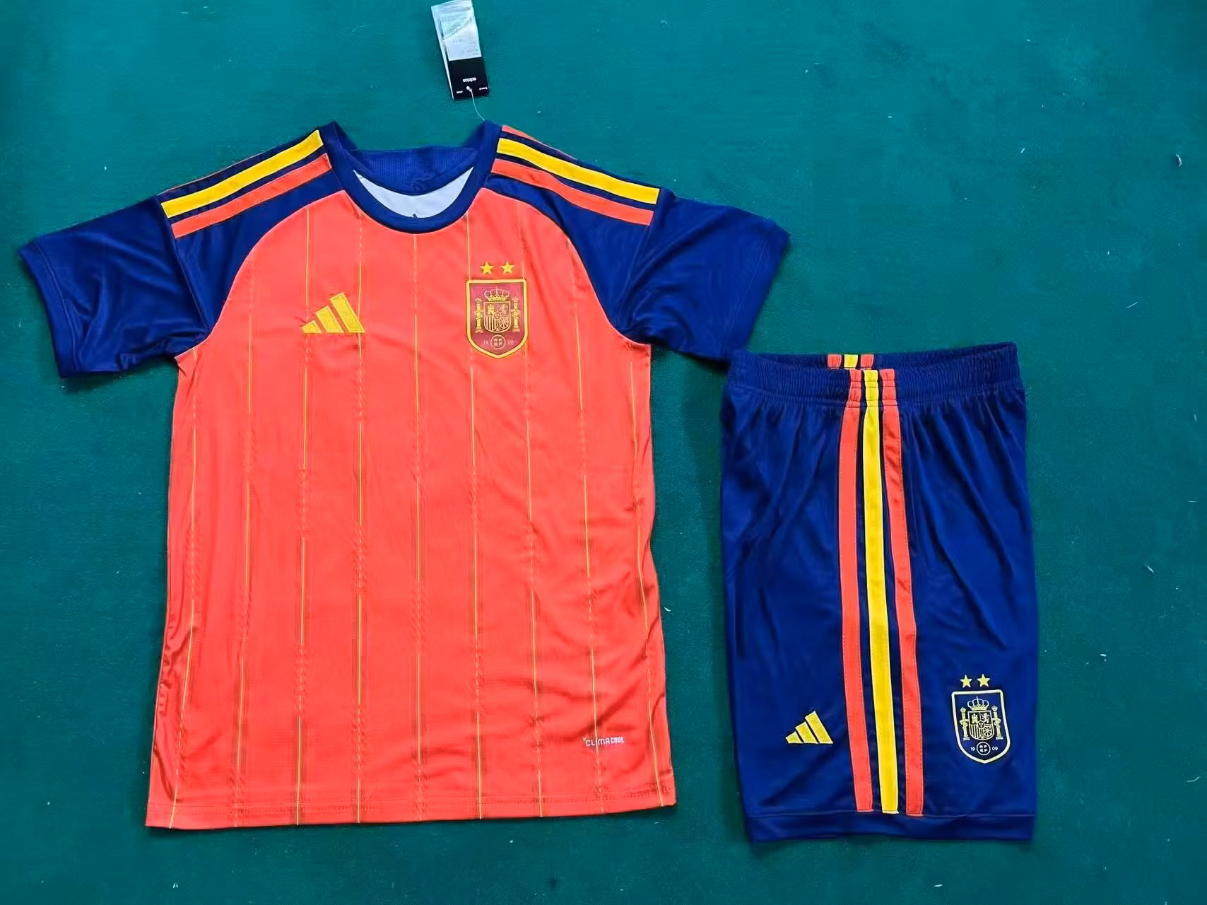 26 Spain World Cup Star Player Home Kids' Soccer Jersey Set