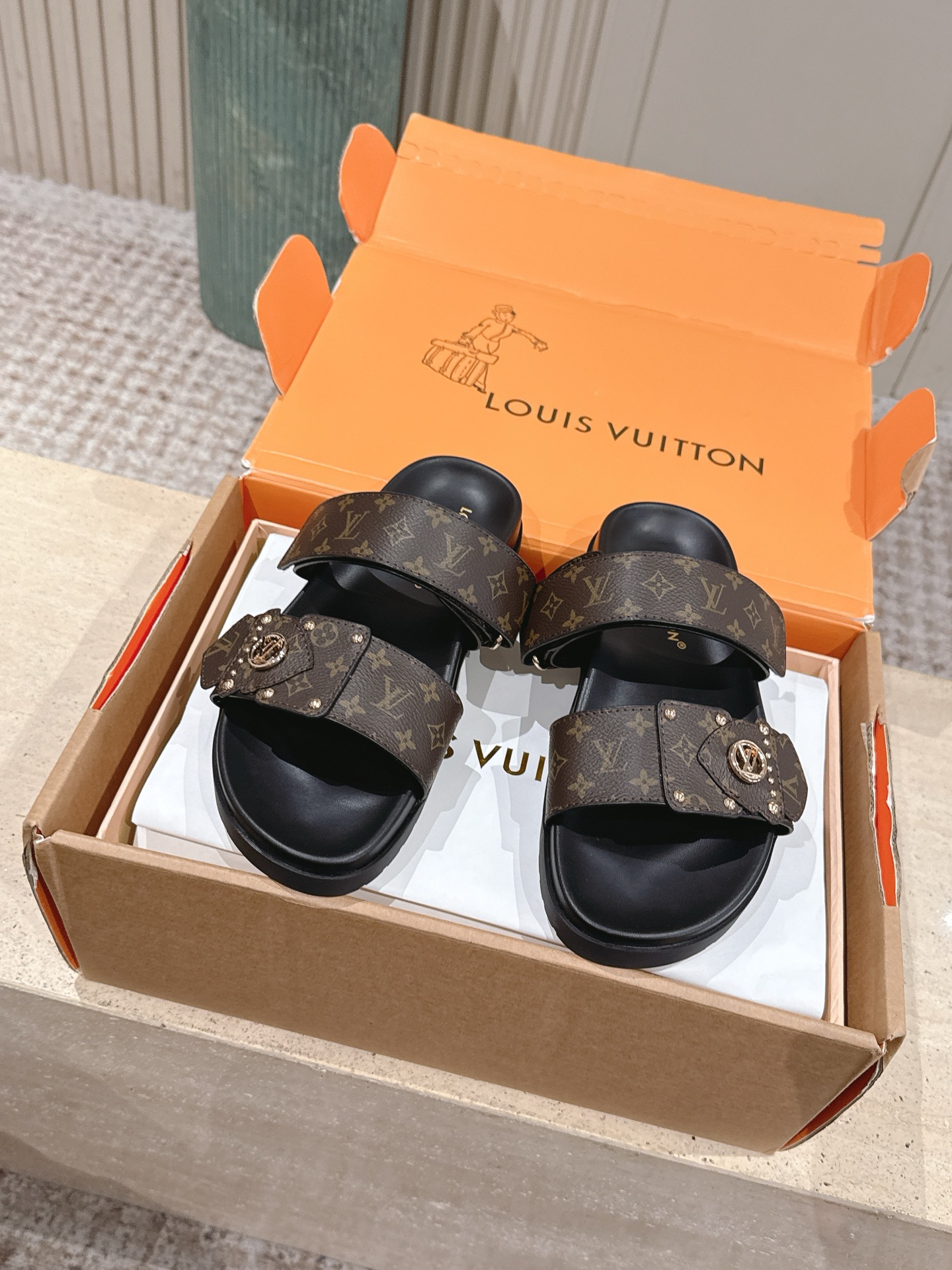 Louis New Double-strap flat slippers