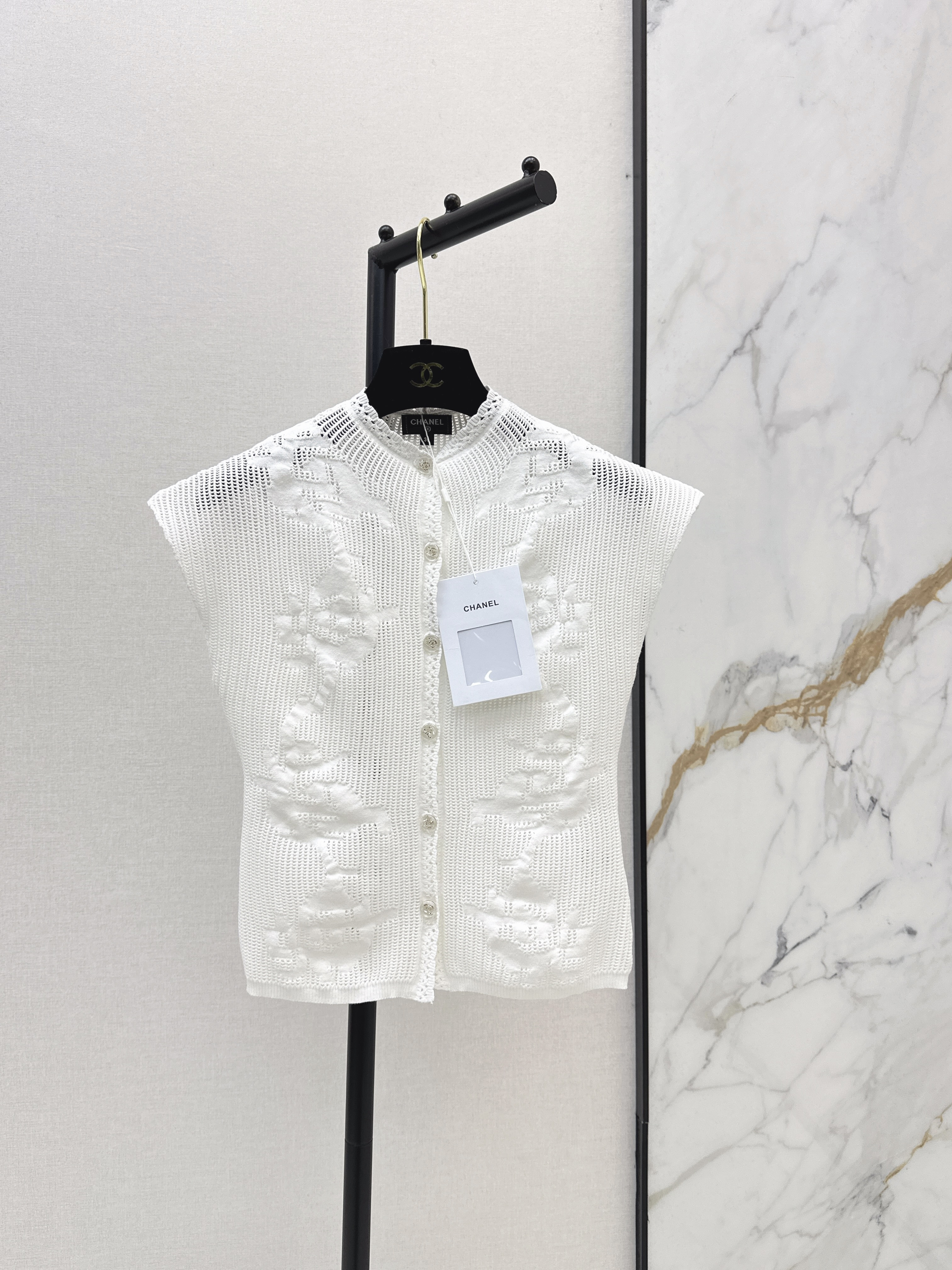 Chan New Hollow-out top