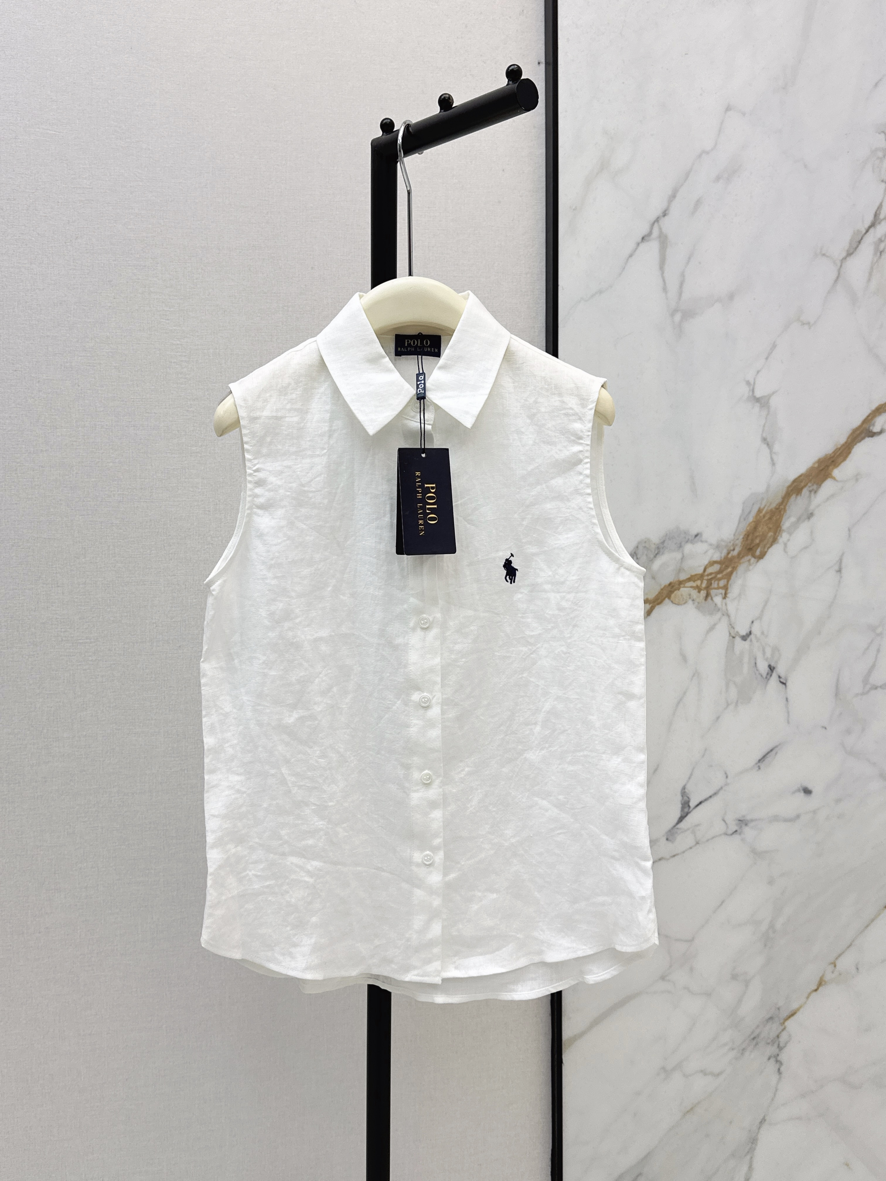 Ralp New sleeveless shirts
