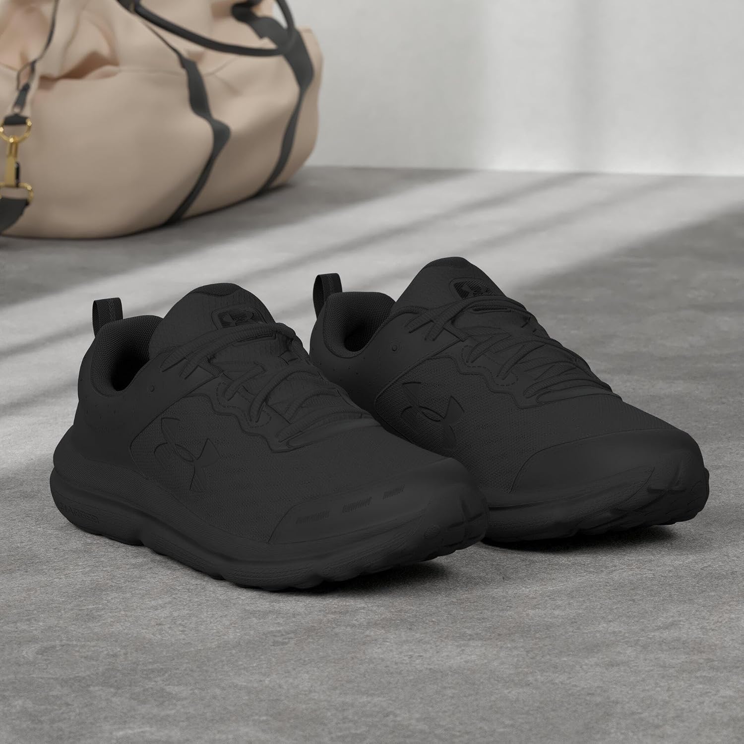 Under Armour UA Charged Assert 10