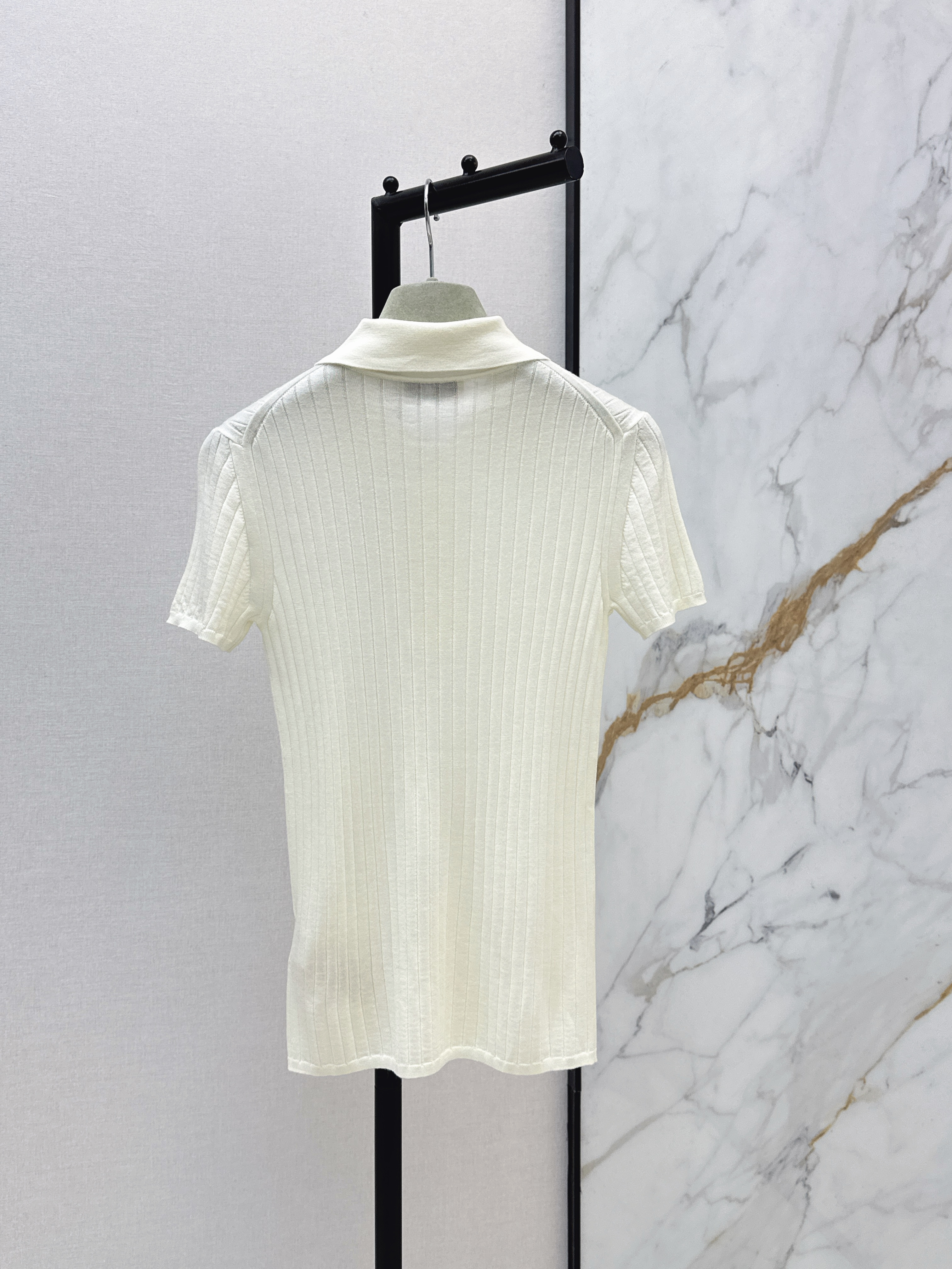 Herm New Collared knitwear