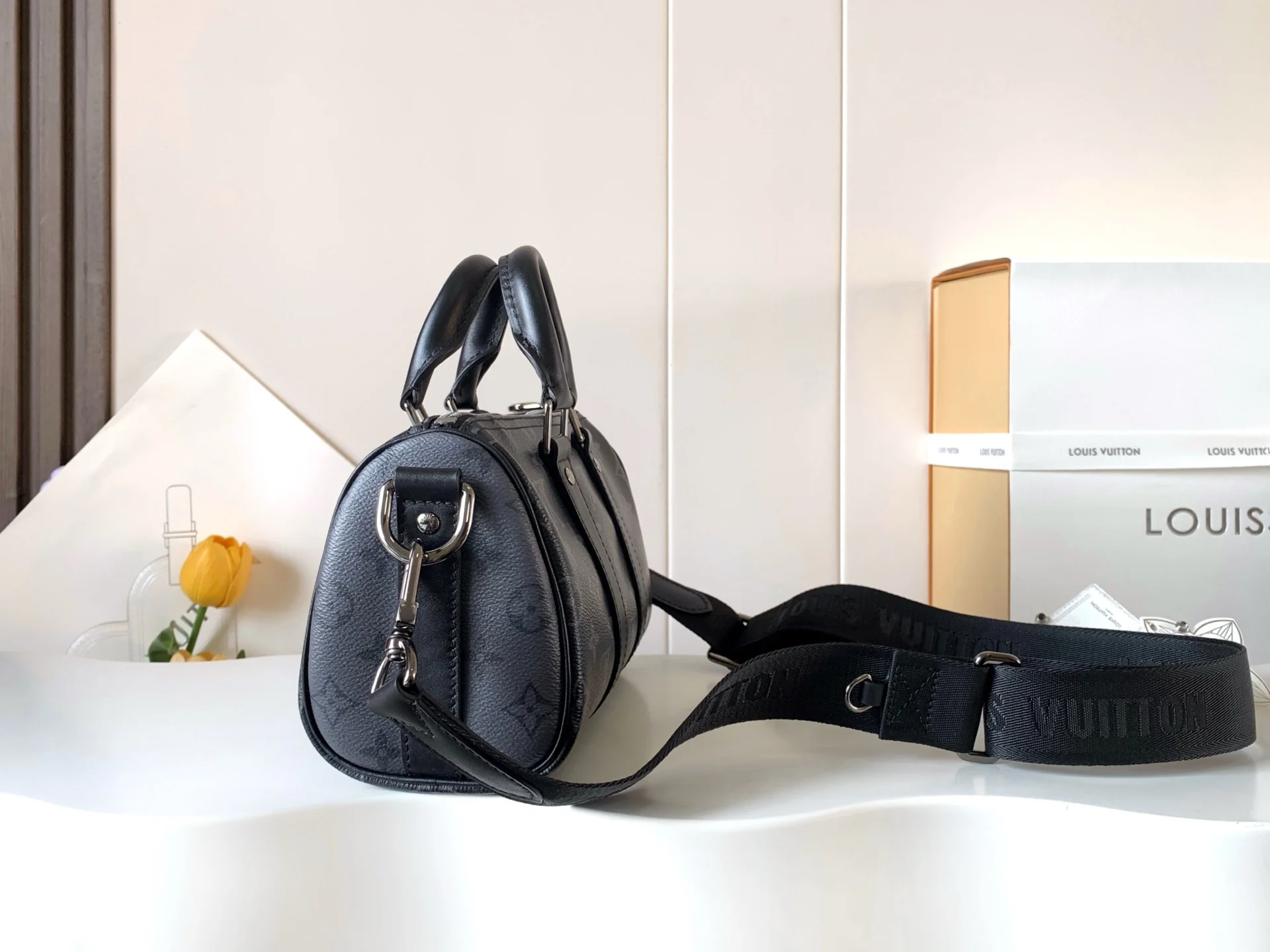 Louis New Black Flower Pillow Case