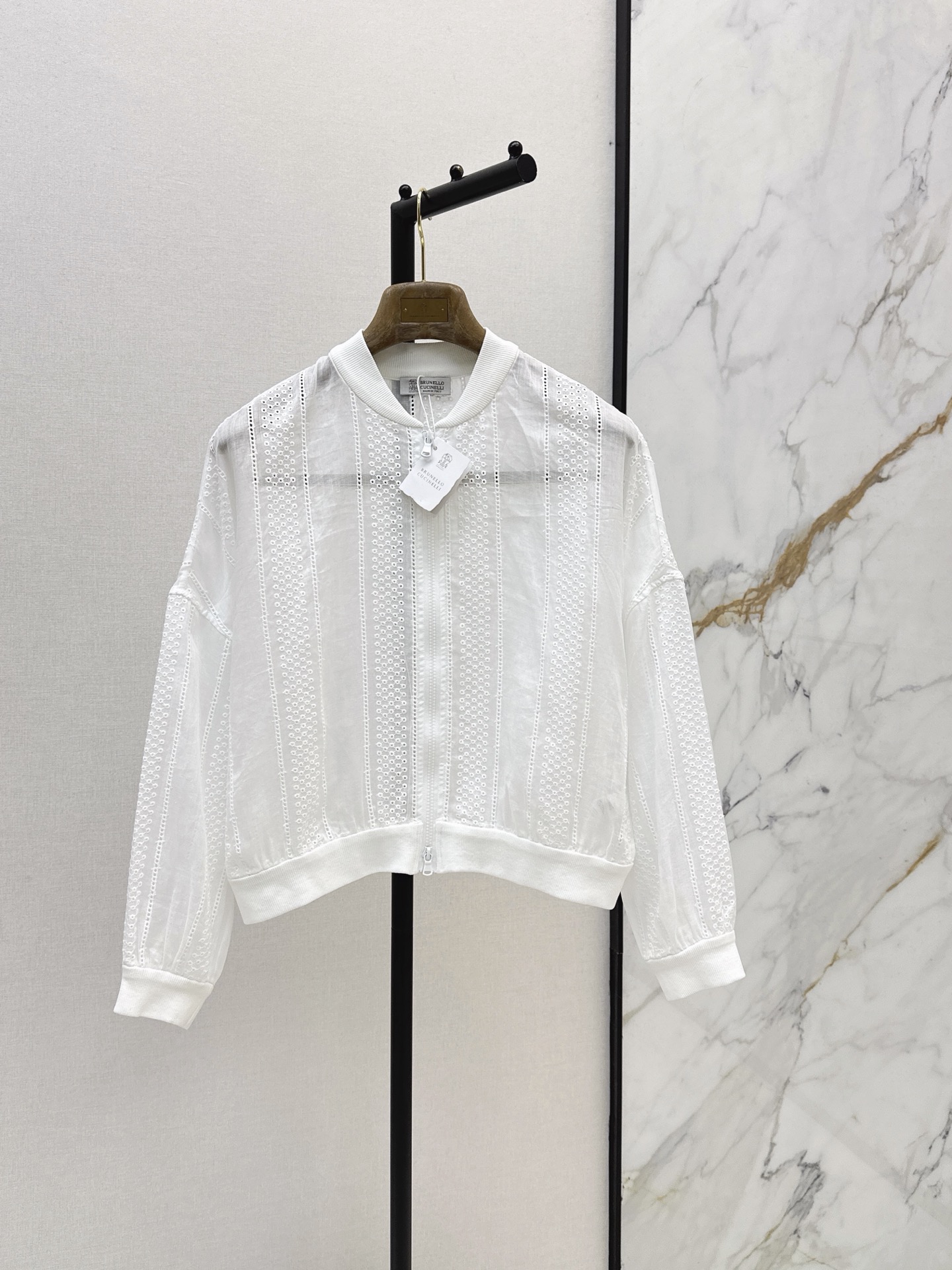 Brun New Hollow-out Embroidered Jacket