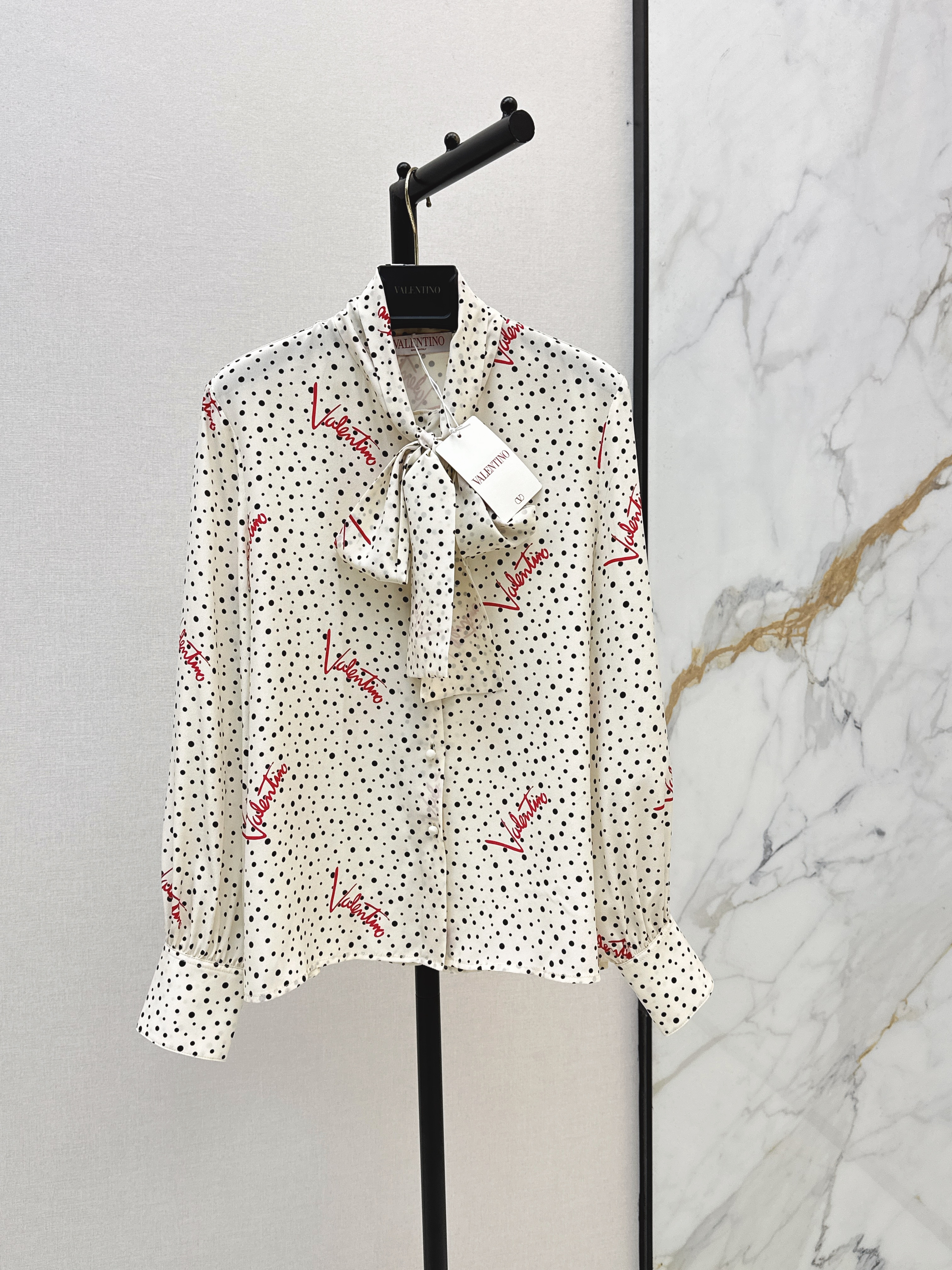 Val New Polka Dot Print Ribbon Shirt