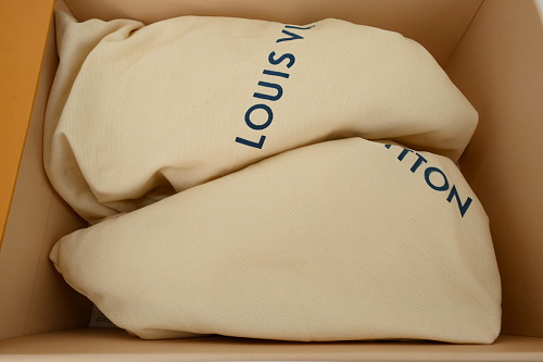Pkkicks God Batch Louis Vuitton Sneakers White rivets (NFC)