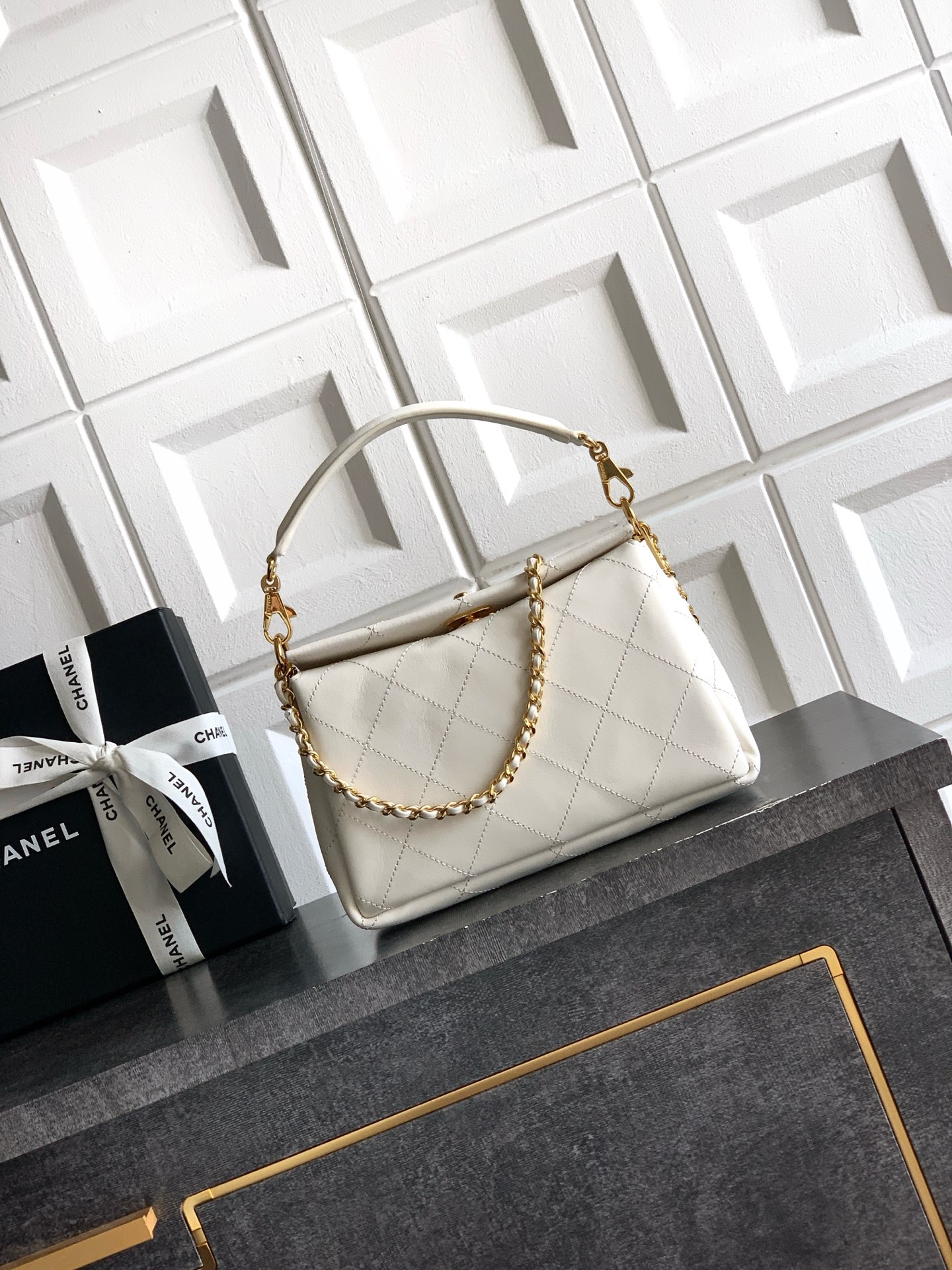 Chan New Handheld single-shoulder crossbody bag