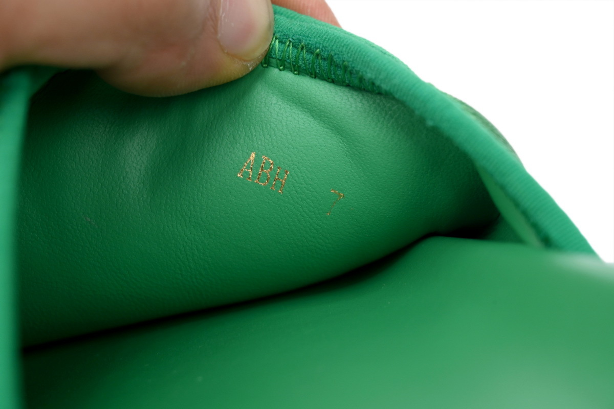 Pkkicks God Batch LOUIS VUITTON Miami