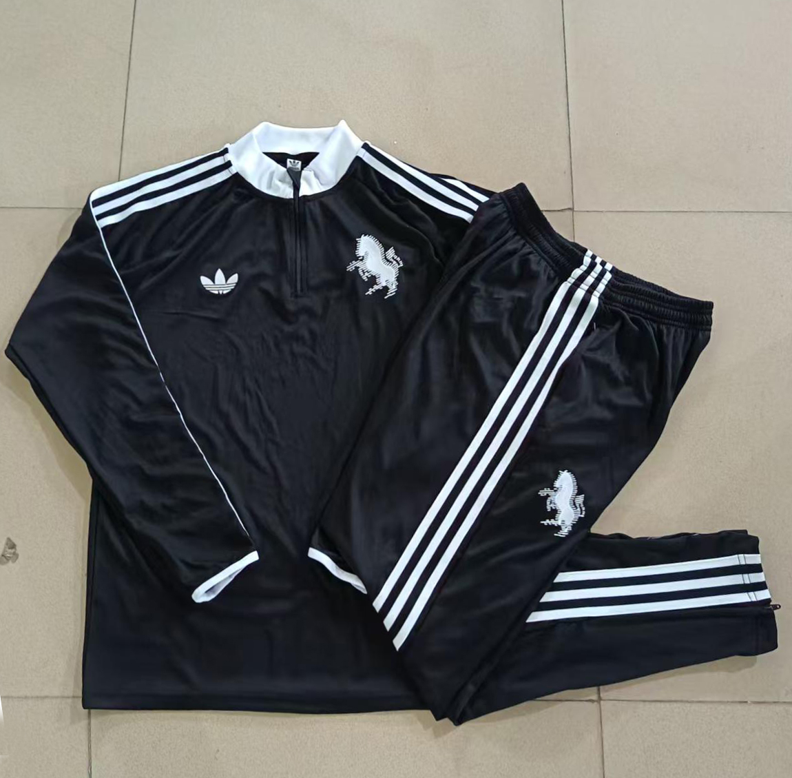 26/27 Juventus training jacket