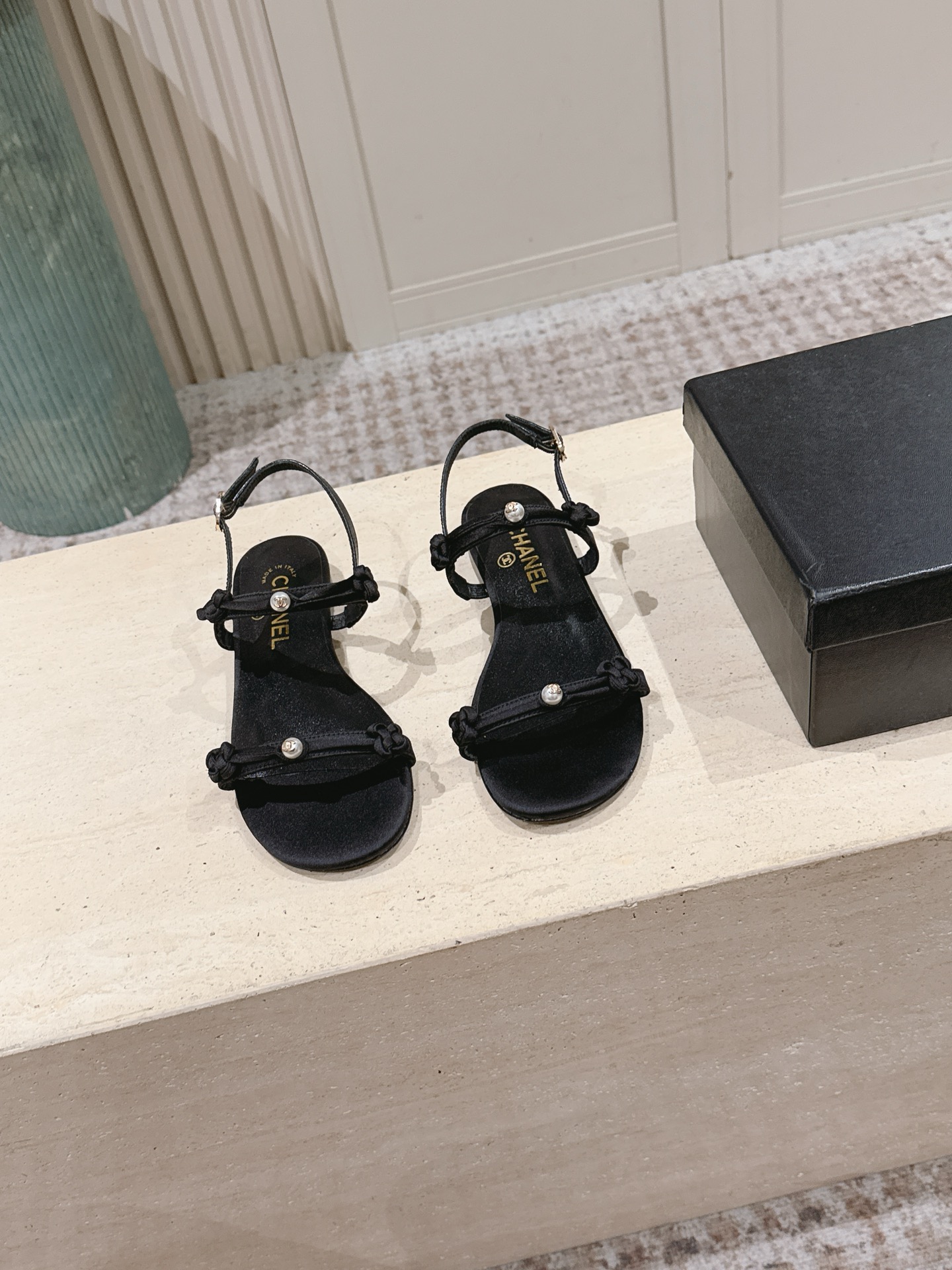 Chan NEW Flat slide sandals