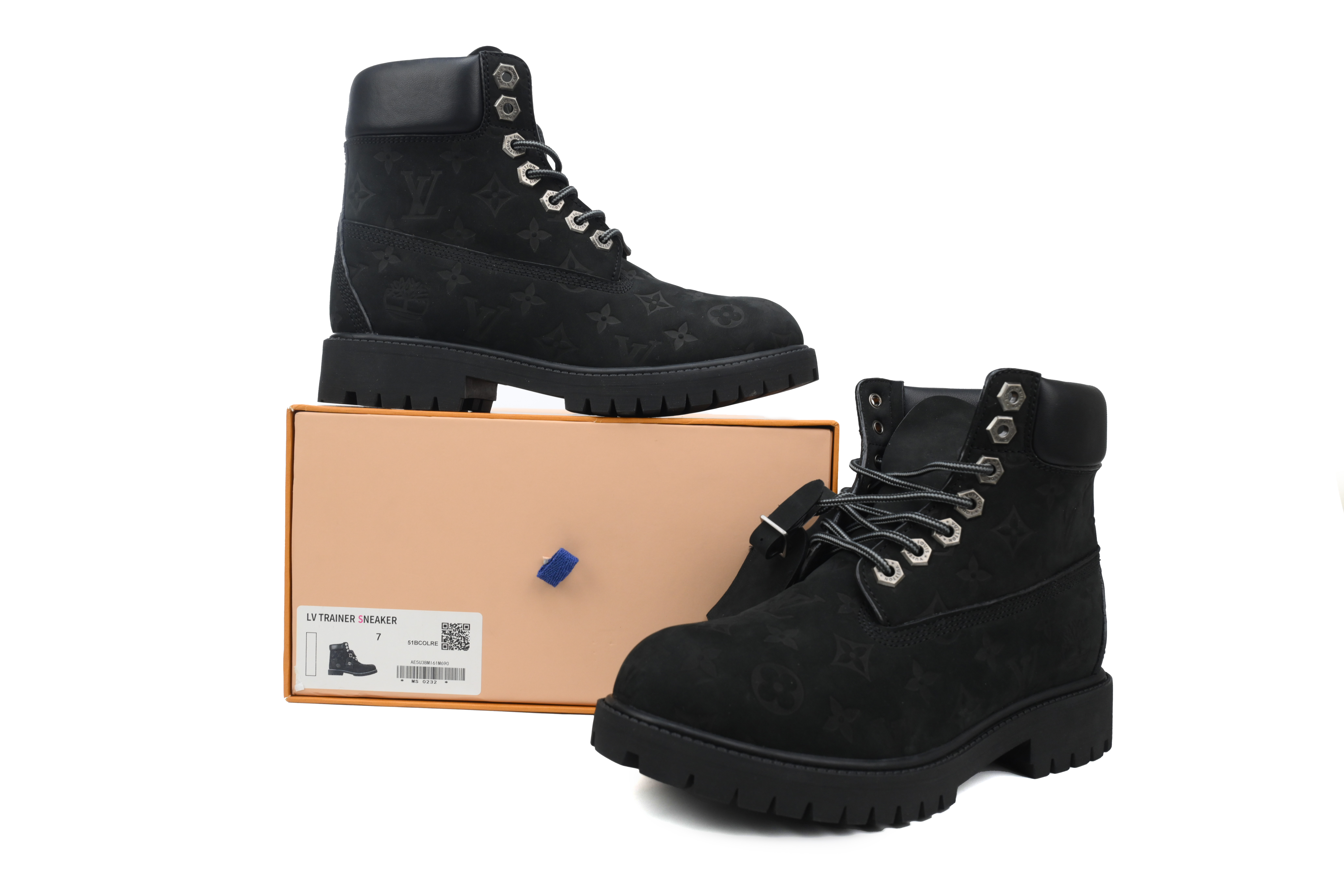 LOUIS VUITTON x Timberland 6-In Ankle Boot Black