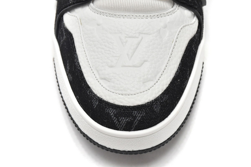 Pkkicks God Batch LOUIS VUITTON Trainer Black And White Cloth Cover VL1202