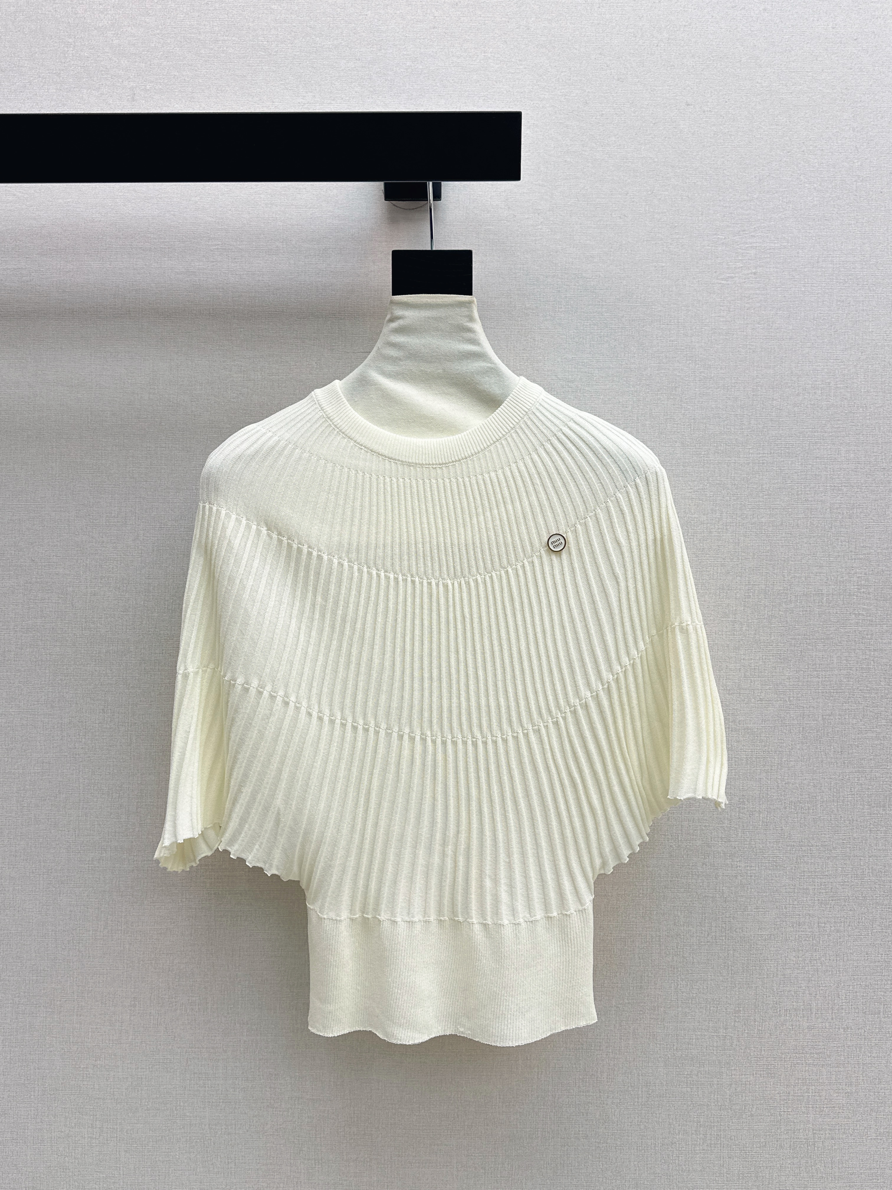 Miu NEW cape knitwear