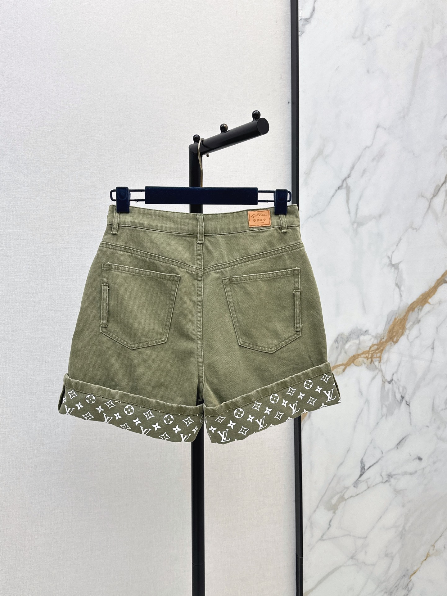 Louis New Vintage shorts