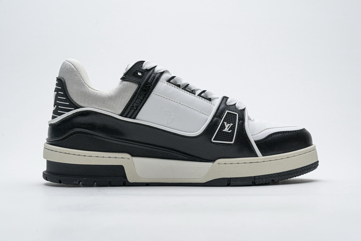 Pkkicks God Batch LOUIS VUITTON 20ss Trainer Black White