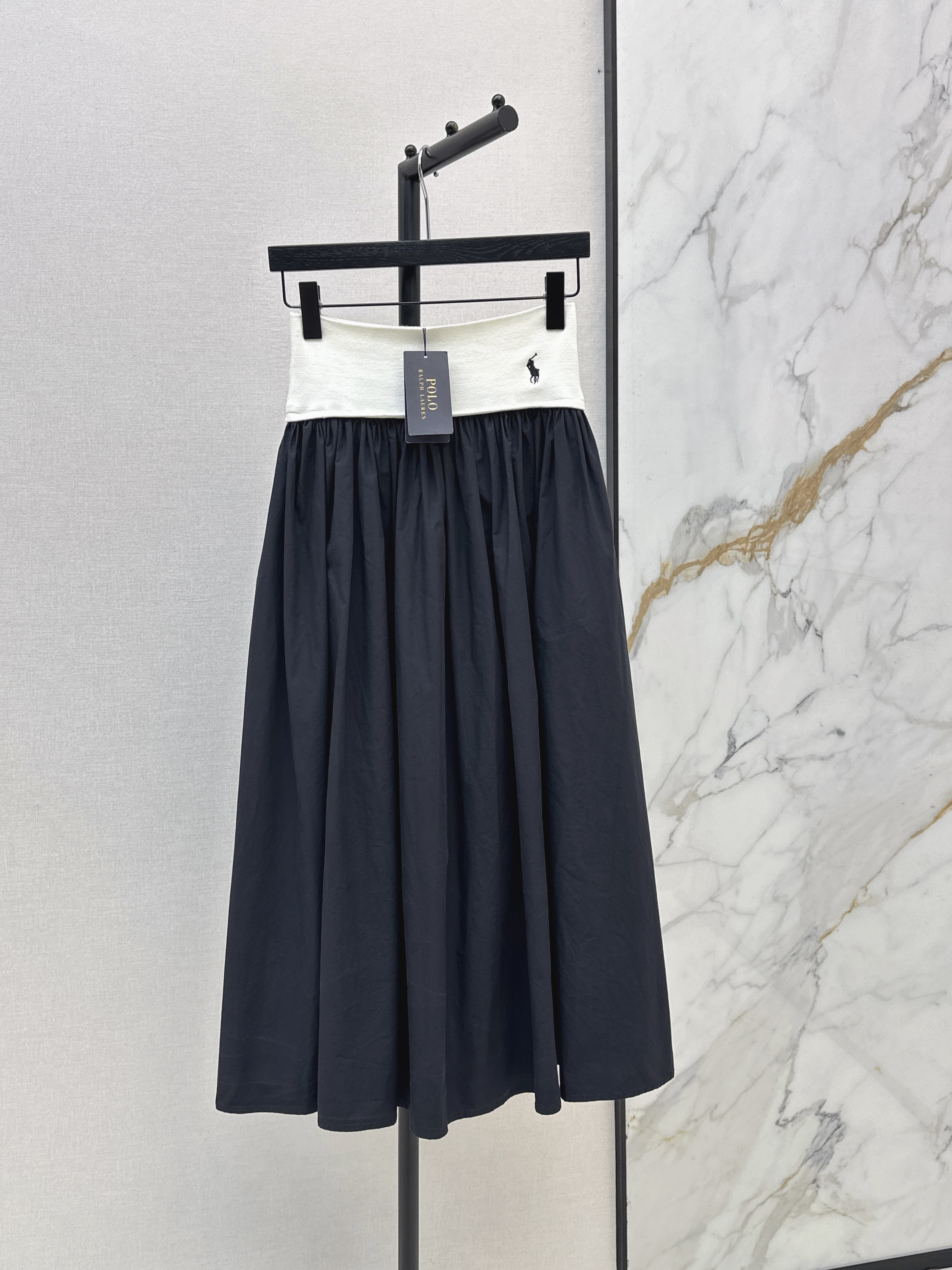 Ral New embroidered contract skirt