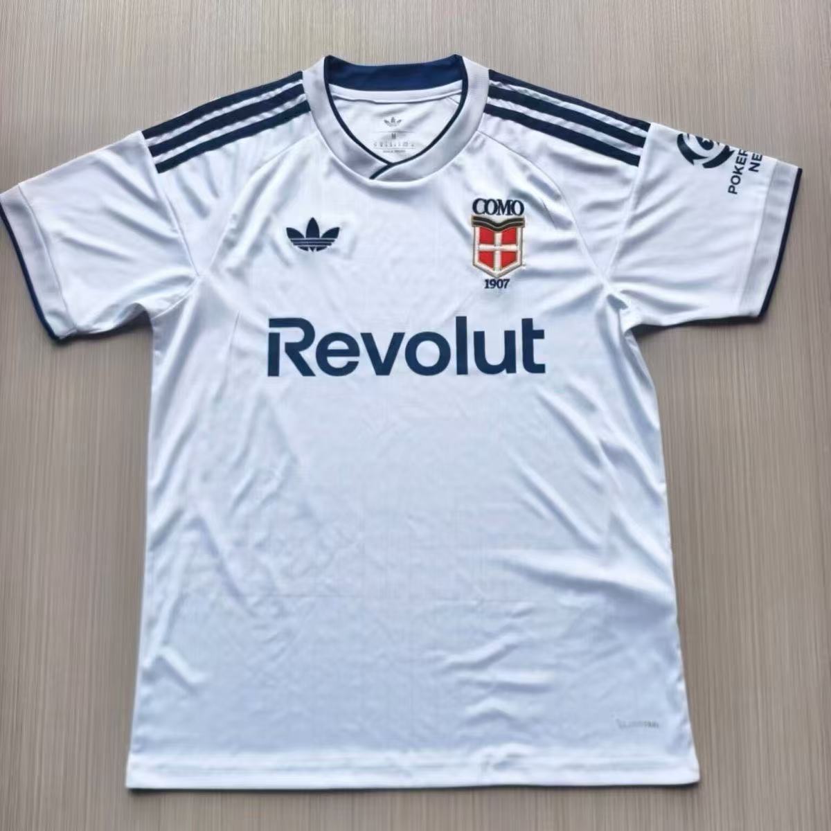 Como 26-27 new away fan version