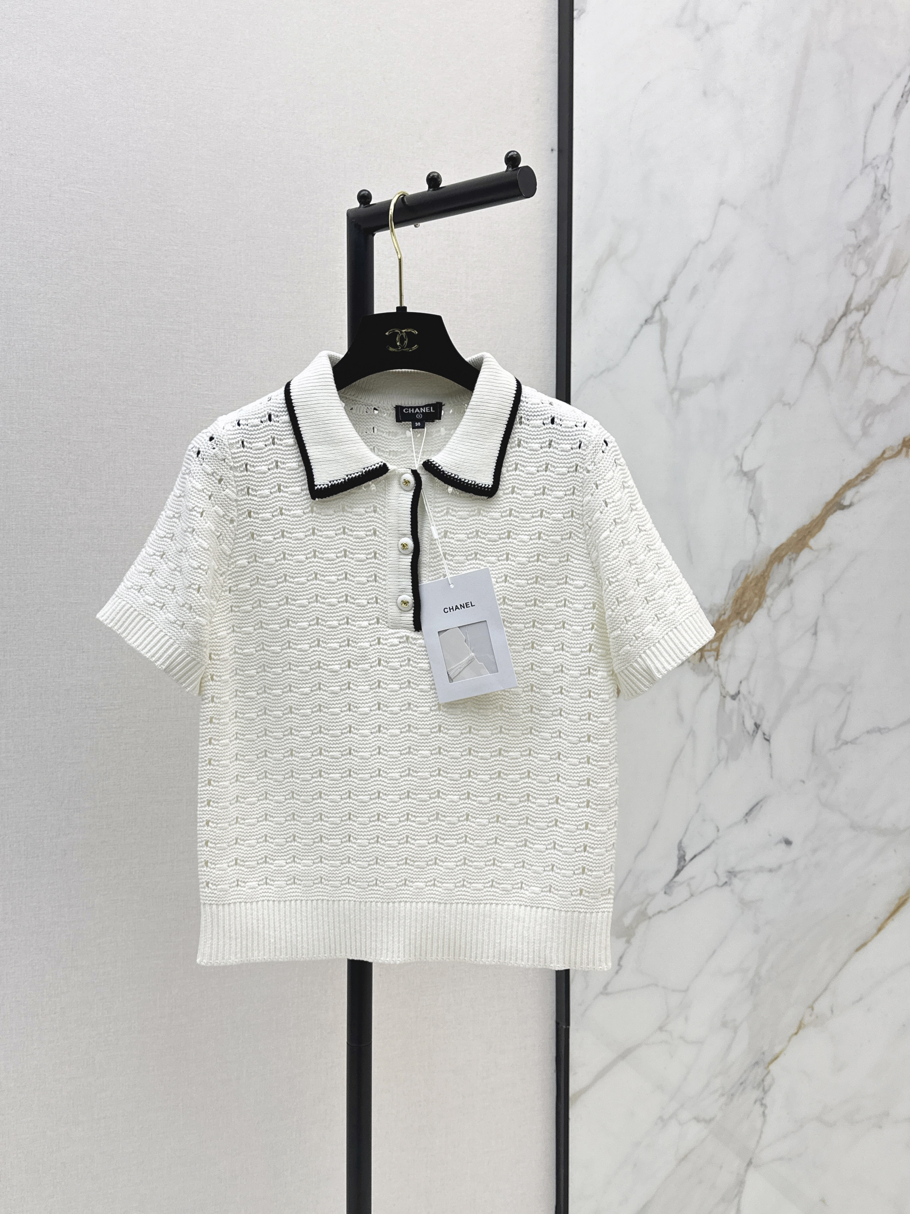 Chan New knitwear