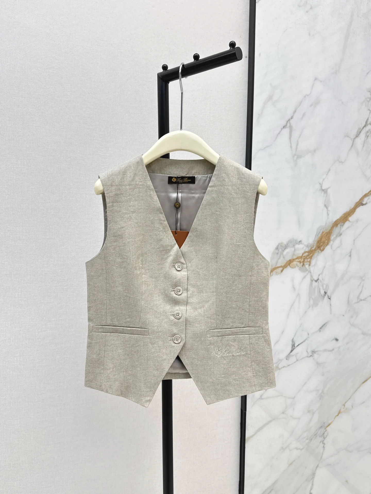 Loro NEW linen vest
