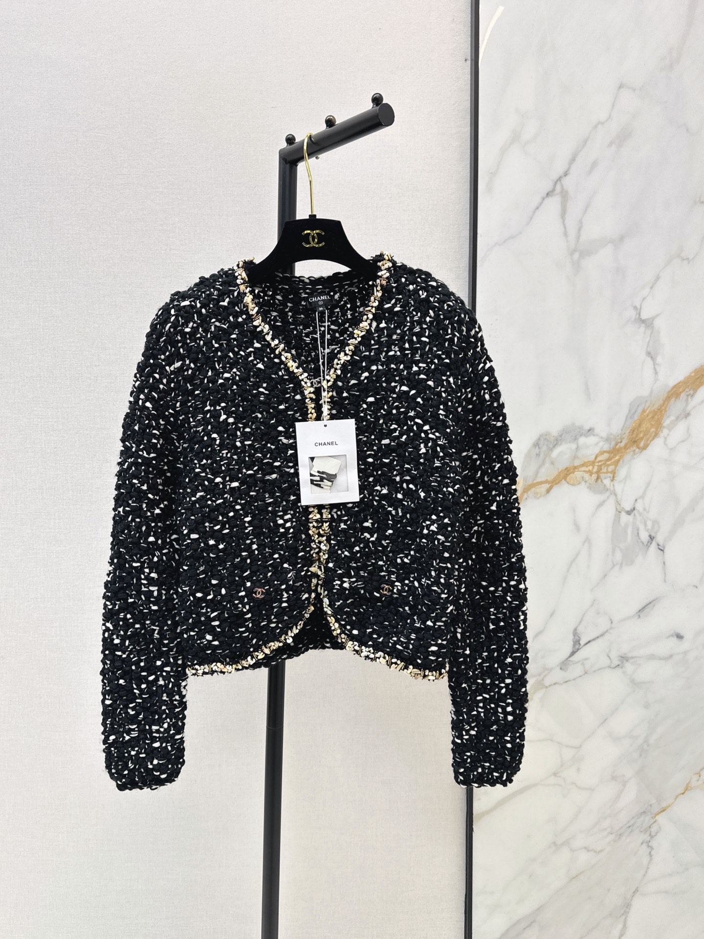 Chan New V-neck cardigan